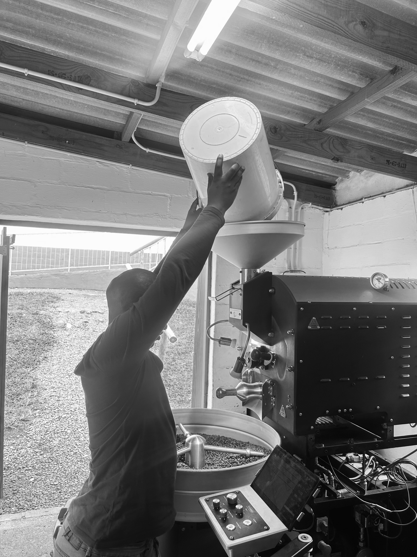 The season rush is coming - and we’re ready for it! Loyiso day after day is firing up the roster to keep you fuelled!!
#rush #season #roast #coffee #coffeeshop #fuelled #explore #explorepage #instagood