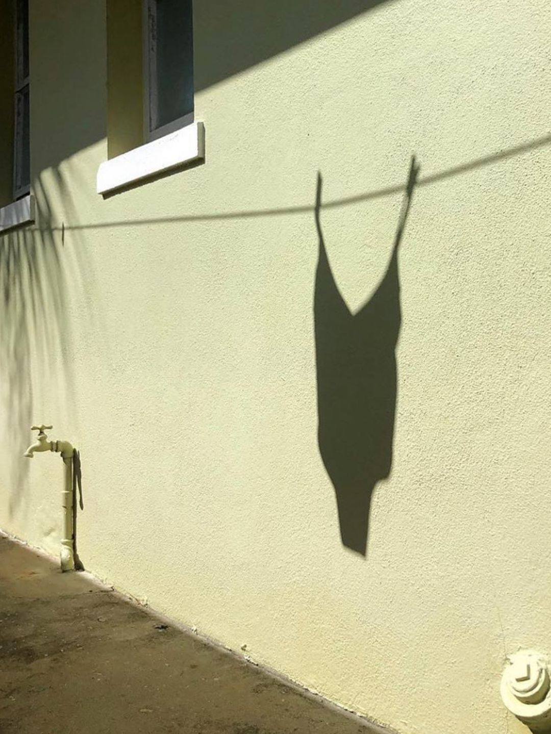 As we draw closer to the end of the year, there’s a different kind of energy in the air — a soft slowing, a gentle recalibration, a quiet invitation to look at what’s working… and what’s no longer meant to come with you into the new year.
This is the season where clarity emerges in the spaces we finally allow ourselves to feel.
The projects that lit you up.
The ideas you didn’t have time to nurture.
The boundaries you upheld — and the ones you abandoned.
The growth you didn’t expect.
And somewhere in the middle of all of it, a truth begins to surface:
You don’t have to keep doing business the hard way.
You get to realign, refine, and rebuild with intention.
This is the work I support women with every day — grounding their ideas, simplifying the chaos, creating direction, and helping them move into the new year with clarity instead of noise.
If you’re feeling the pull to reset your foundations, rethink your strategy, or finally get support — I would love you to reach out and connect.
Let’s step into the next chapter with intention, not exhaustion.