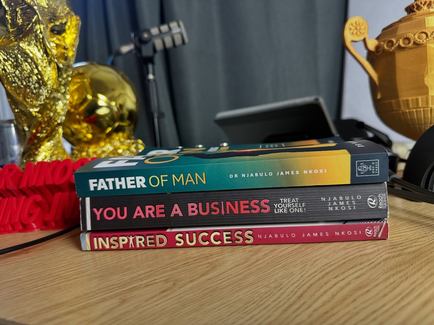 📚 The Trilogy Is Complete.
Inspired Success.
You Are a Business.
Father of Man.
Three books. Three seasons of becoming. One message that threads them all together: success is the progressive realisation of a worthy ideal.
From discovering your potential, to owning your value, to stepping into true manhood and legacy—this trilogy is the blueprint for building a life that leads forward, not backwards.
If you’ve read the first two, Father of Man is the evolution.
If you’re new to the journey, this is the perfect place to begin.
Step into the work. Step into your story. Step into the man you were meant to become.
👉🏾 Link in bio to get the books.
#FatherOfMan #NjabuloJamesNkosi #YouAreABusiness #InspiredSuccess #SuccessMindset #LeadershipDevelopment #MensWork #PersonalGrowthJourney #AuthorLife #BookTrilogy #AfricanAuthors #PurposeDriven #ModernManhood #SelfMastery #SuccessIsAProgressiveRealisationOfAWorthyIdeal