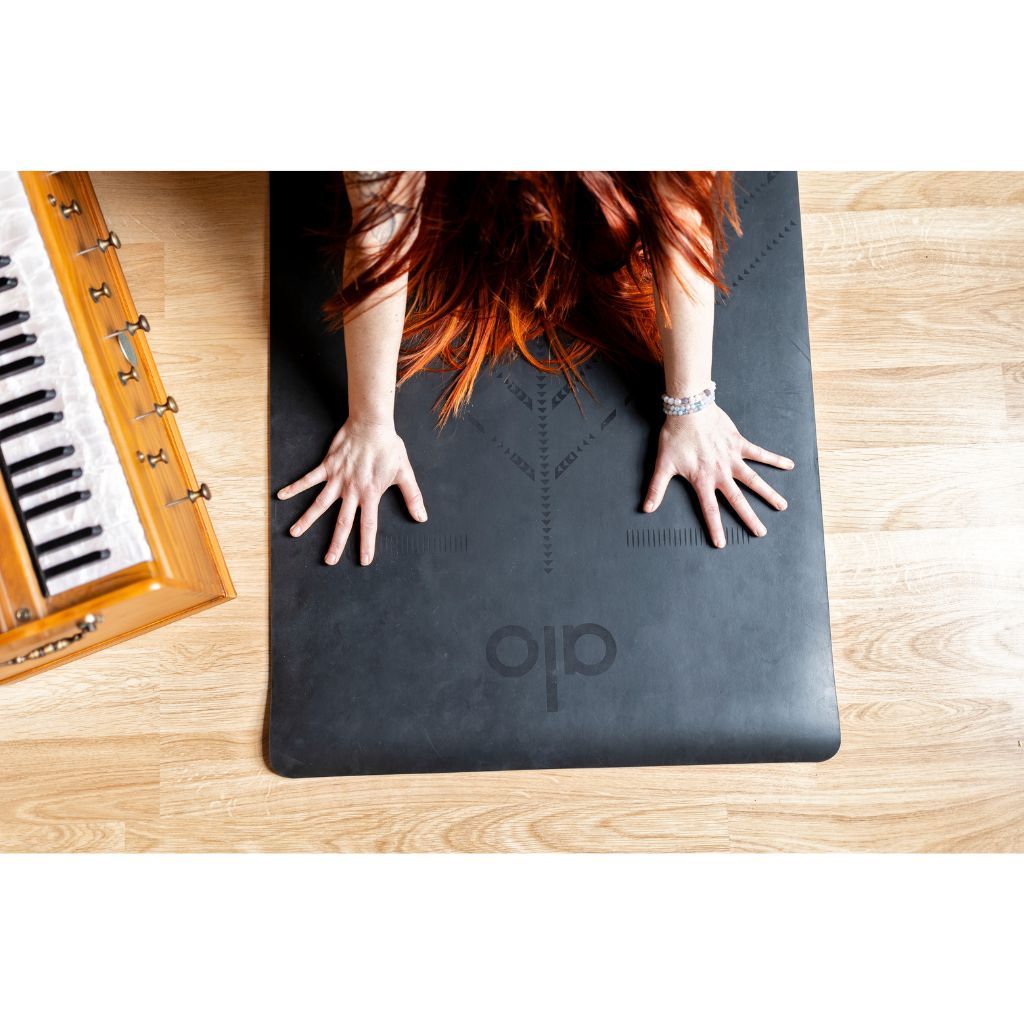 Apryl in the studio
.
.
.
.
#yogaandwellnessphotography
#AdventureBrandPhotography
#WomenInTheOutdoorIndustry
#HikingLifestylePhotography
#WelnessIndustryMarketing