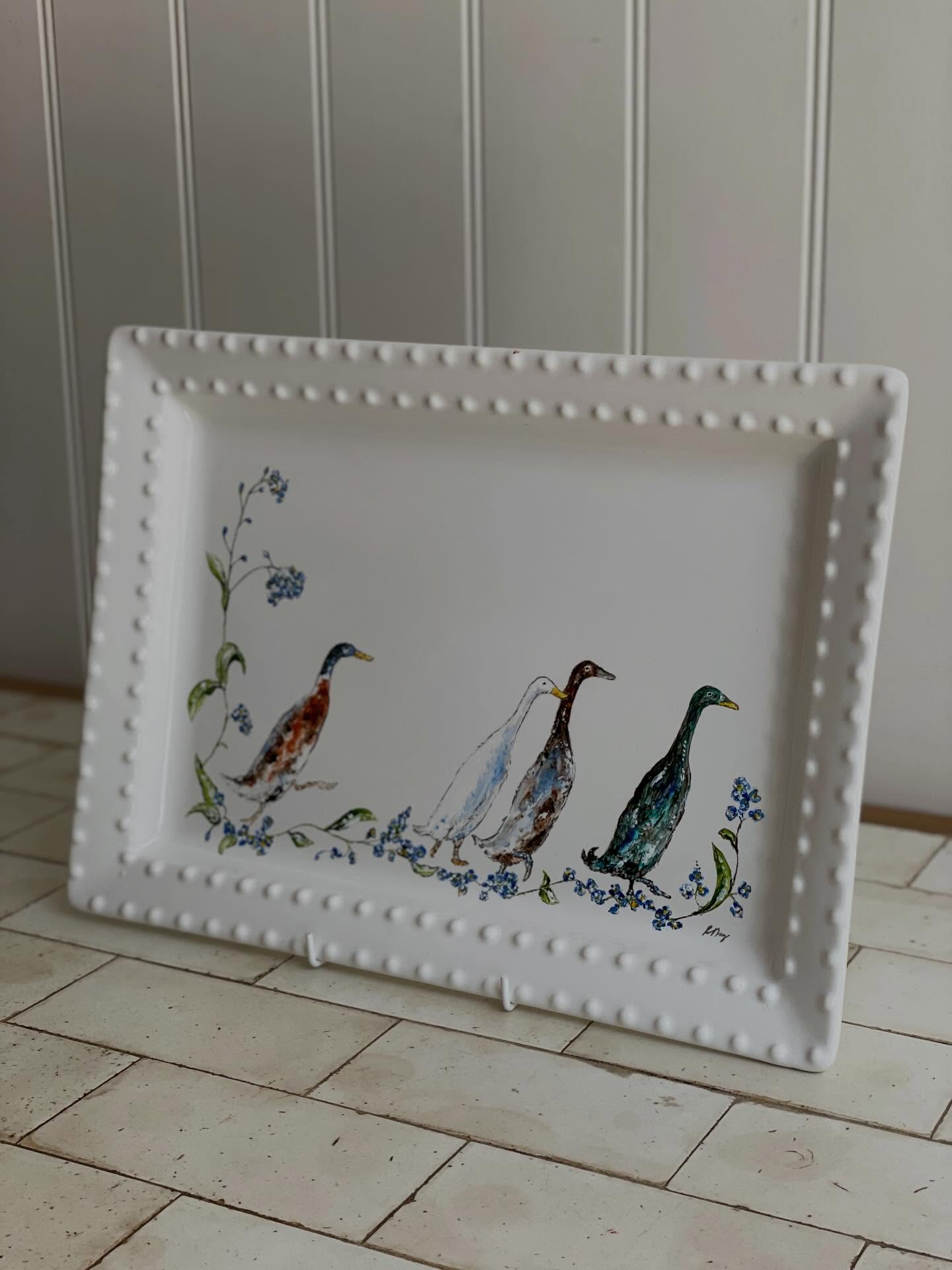 If anyone is still looking for a special and bespoke present for someone I have these four pieces in the studio ready to go just DM me. The paintings are 47x20cm Original Watercolours £110 and the large runner duck platter is £75 and the Swallows bowl is £60. There are also a few remaining Christmas cards left in my Etsy shop 🎁