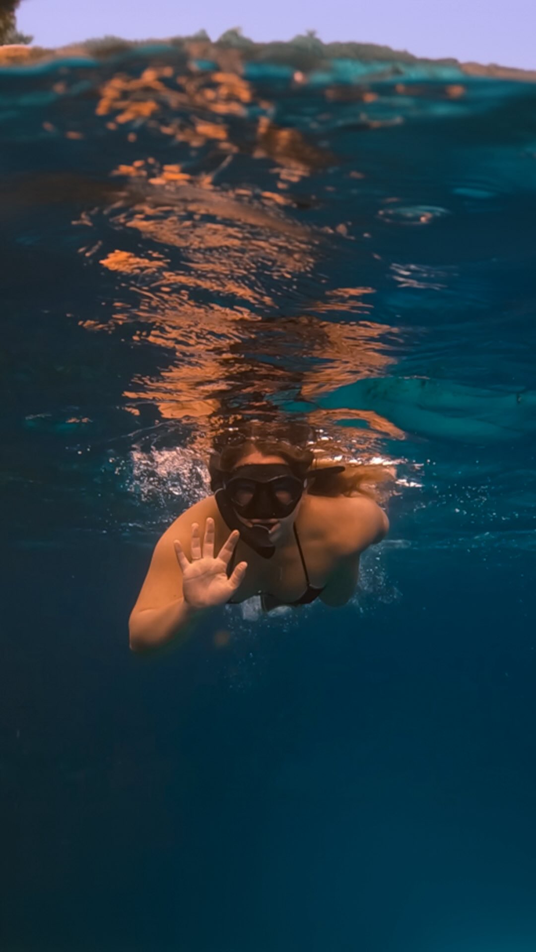 As the year begins to soften toward its close, we stand in a quiet in-between.
This season carries both endings and momentum.
The wisdom of shedding what no longer fits… and the anticipation of movement, freedom, and what comes next.
You may notice this shift already:
• Releasing old layers
• Strengthening boundaries
• Listening more closely to intuition
• Integrating what the past year taught you
• Feeling a subtle return of inner power
• Sensing a desire to move forward — with intention, not urgency
If the last year asked you to transform, to heal, to reinvent, let yourself feel proud. That work matters. Nothing was wasted.
And as the path ahead begins to open, the energy changes — toward motion, vitality, courage, and trust. Growth becomes less about pushing and more about following what feels alive.
At Ix Chel, this is why people come.
To pause between chapters.
To release before expansion.
To rest before movement.
A place to reflect on where you’ve been — and gently choose what you carry into what’s next.
The next chapter doesn’t need to be forced.
It begins when you allow yourself the space to arrive. 🌿
#IxChelWellnessResort #NewChapterEnergy #EndOfYearReflection #IntentionalLiving #WellnessInBelize #SlowDownToMoveForward #RetreatEnergy #HealingAndIntegration #TransformationSeason #EcoLuxuryRetreat #BelizeWellness #PresenceAndPurpose