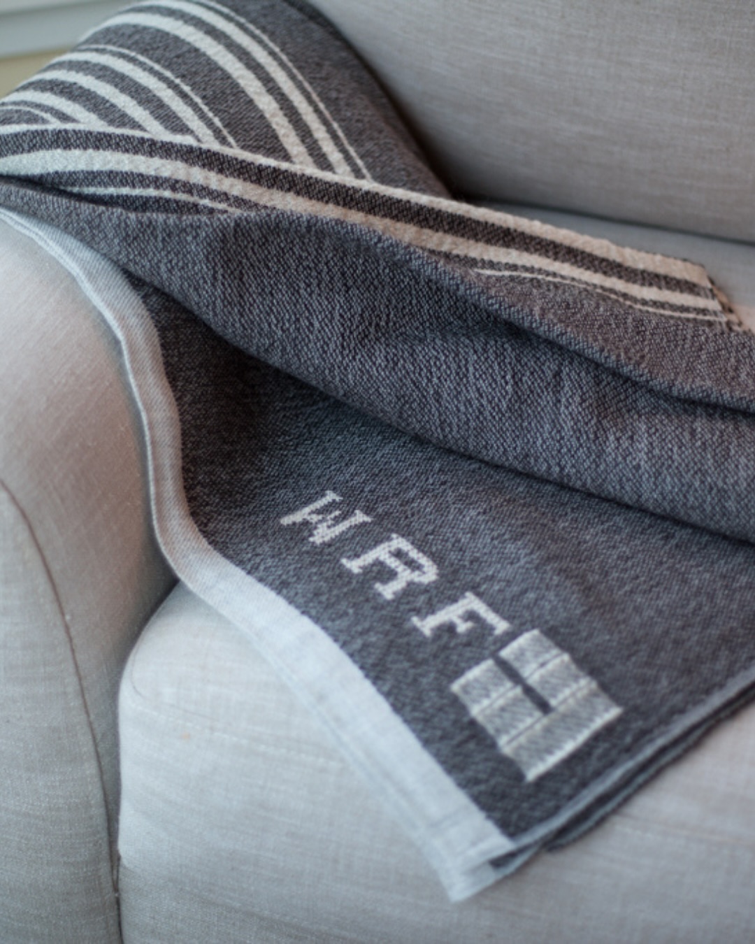 Looking for a last-minute gift that’s as everlasting as your love? 🎁❤️ Our handwoven wool blankets are heirloom-quality pieces designed to last a lifetime.
Each blanket begins right here on our farm, woven from the wool of sheep🐑 born and raised on our land with the kind of care only a small farm can give. This is fiber with provenance: every strand carries the integrity of ethical stewardship, sustainable practices, and the quiet luxury of nature’s finest material.
For the person who values craftsmanship, authenticity, and comfort that doesn’t compromise, this is a gift that will be cherished for decades—not seasons❄️
#handwoven #blanket #heirloom #craftsmanship #luxurydecor #woolblanket #lastminutegifts #lastminuteshopping #giftsthatlast #wool #swansislandblankets #throwblanket