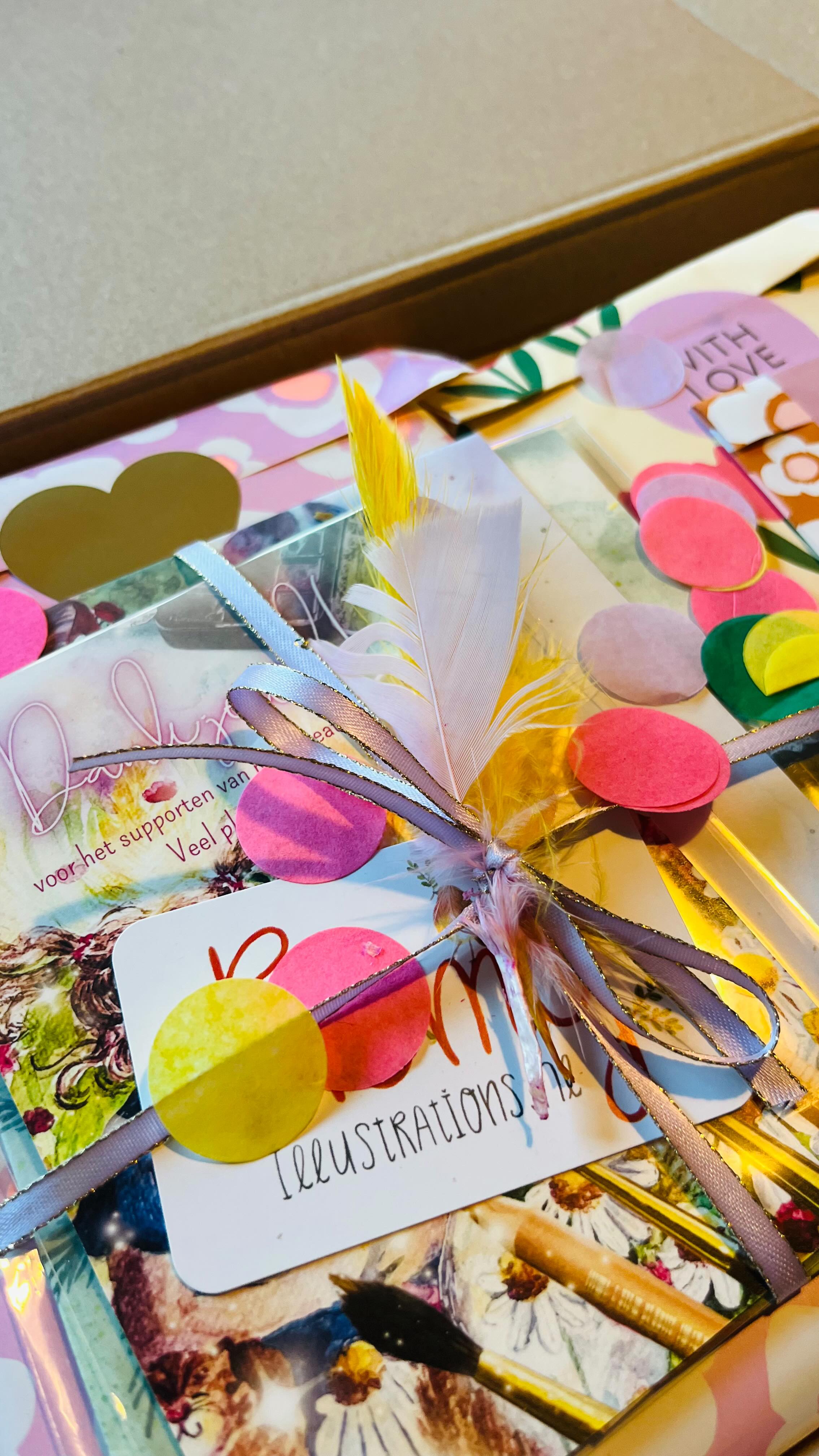 ⭐️✨💫met liefde ingepakt, voor jou!💖
Wil je ook een mooi ingepakt pakketje, met al jouw stationery favorieten? Kijk dan snel op romyillustrations.nl, en hopelijk mag ik binnenkort ook voor jou een mooi pakket inpakken!😍
#stationeryaddict #stationery #romyillustrations #stationeryshop #stationerylovers