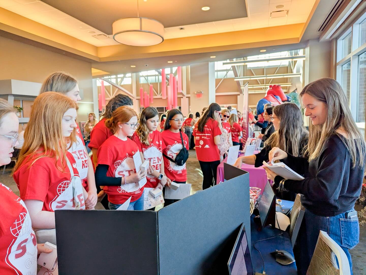 Geis Companies went RED today! Elizabeth Chlebus, Issy Billock and Kayla Mae Meyer represented the Geis GDOT team at the Northeast Ohio STEM Goes Red for Girls event that was held at the NEW center at Northeast Ohio Medical University in Rootstown. In partnership with the American Heart Association, it was an extra special opportunity for girls in grades 7th & 8th to gain some valuable insight into the possibilities and potential to make a real impact on the world through science, technology, engineering & mathematics (STEM).