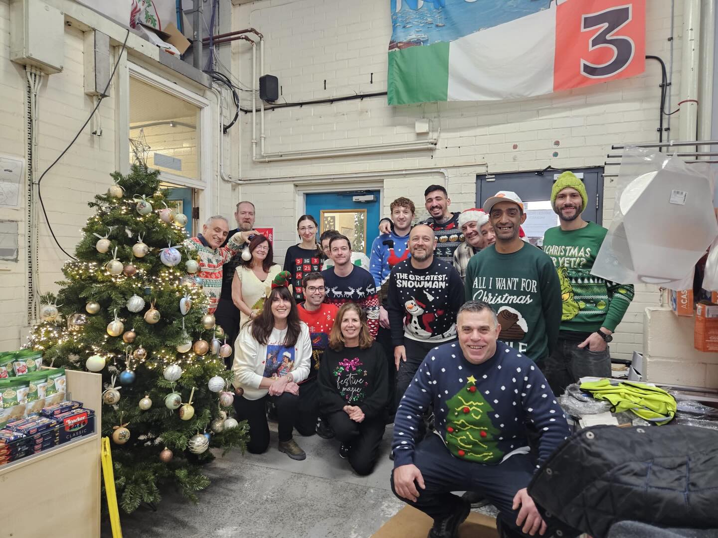 ✨ Christmas Jumper Day at Amato Food Products!
Nothing brings festive cheer like matching jumpers and an amazing team.
Grateful for the people who make every day brighter. ❤️
#JumperDay #TeamAmato #FestiveVibes #WorkFamily