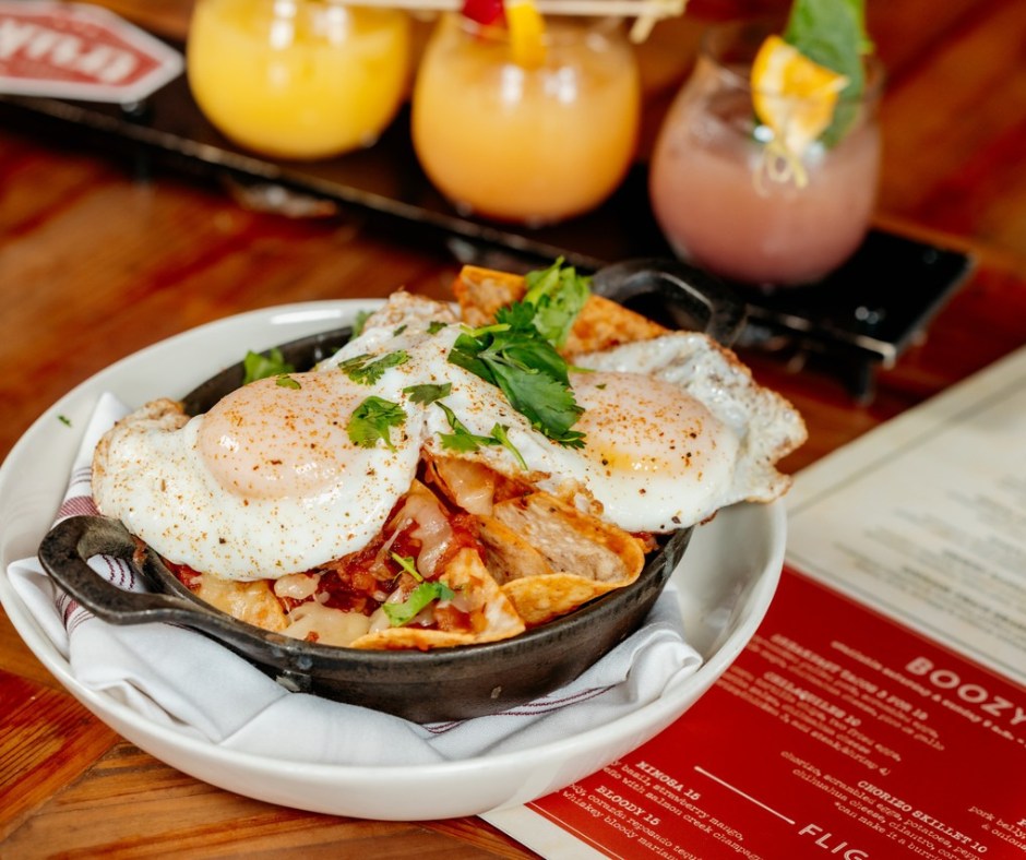 🔥 BOOZY BRUNCH MENU HIGHLIGHT 🔥
CHILAQUILES - crispy fried tortilla chips covered in morita salsa and melted chihuahua cheese, topped with two fried eggs and fresh cilantro. Add chorizo, chicken, steak or shrimp!
Available Saturdays & Sundays 'til 2 pm. View full menu at link in bio.