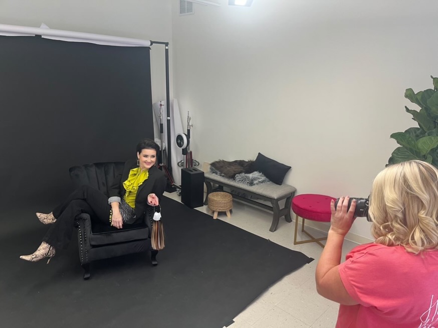 I just wrapped up Brand Confidence Collective photo shoot with @heathermahoneyco !
Heather doesn’t just snap photos; she apparently conjures some sort of magical force field that makes you feel powerful and unapologetically yourself. It’s basically forced leadership training, but with better outfits. The result is total CONFIDENCE!
This is the real secret of great leaders: they manage to walk into a room, fully own their presence, and make everyone else think, “I should probably try to be as put-together as they are.”
I was NOT ready for this. Before this morning I had no idea what I was going to wear. I was trying a new brand of eyelashes for the first time today (do NOT try new things under pressure!). I haven’t worn my natural hair for like 5 years! I’m not sure I know who I am without a weave or a wig! But I’m also living out this #HatEra I’m in and that’s hard enough to do with a big head and then put tracks and a weave on and it’s impossible. 👒
Lucky for me, leadership isn’t about being perfectly polished and having a plan; it’s about simply showing up, embracing the chaos of your next big move, and leading with enough presence that people assume you know what you’re doing. Because let me tell you, Heather and @celeste.jross had no idea I was walking by a scarf on my way out the door and just decided, on a whim, to tie it around my waist. There was no plan!🤦🏻♀️ Thankfully I’m always packing the confidence and Heather knew exactly how to draw it out of me!
So, if you’ve been sitting around waiting for permission to invest in yourself and your business, stop. You don’t need a sign. You need to just do the thing. The world is waiting (and frankly, I’m tired of waiting for you). Step into your power. 😉
#StopWaiting #LeadershipIsAnAct #JustShowUpAlready #InvestInYouself DoTheDarnThing