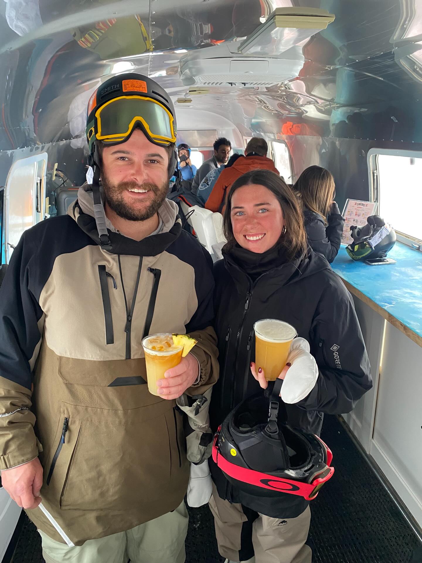We love all our awesome customers! We are ready for another awesome weekend @patspeakskiarea . See everyone on the summit ⛷️
#skiing #airstream #airstreambar #samadamsbeer #cocktails @skinewhampshire @skitheeast @visitnh @whatsnewinnh
