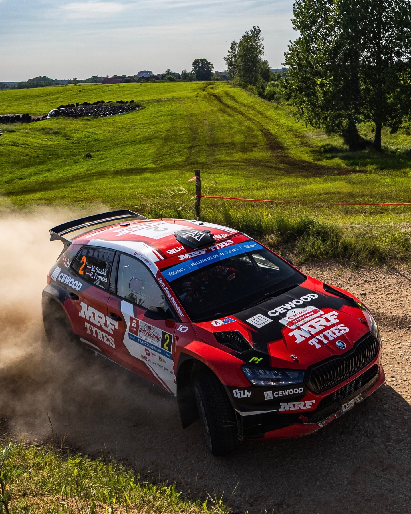 Casually thinking about summer in Poland ☀️🇵🇱
#SRT #SportsRacingTechnologies #SuspensionLaboratory #FIAERC #RallyPoland 📸 Red Bull Content Pool