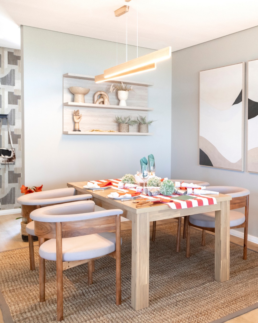 The table is set,
hats on heads, crackers ready to pop,
jingle-bell tunes drifting through the room.
Kids giggle between mouthfuls,
paper crowns slipping sideways
as wrapping scraps and ribbon gather under the tree.
Family and friends squeeze in close,
sharing stories, passing plates,
and laughing the way only Christmas can make us laugh.
The deck glows softly,
a warm December evening
full of togetherness, joy, and that unmistakable feeling of home.
At The Avenues Estate,
home isn’t just where you live -
it’s where the memories gather too.
🎄✨
Ready to spend next Christmas around your own table here?
Contact our partner agents to start your journey today.
@harcourts_hilton
📞 Brian Wilkes - 082 417 6166
@pgp_midlands
📞 Bridget Erskine - 082 783 8029
@seeff_midlands
📞 Joan Ridl - 072 022 4484
#TheAvenuesEstate #HiltonLiving #EstateLifestyle
#FamiliesInHilton #LocalResidents #PropertyInvestors
#FestiveLiving #HomeWithHeart #DreamHomeLiving