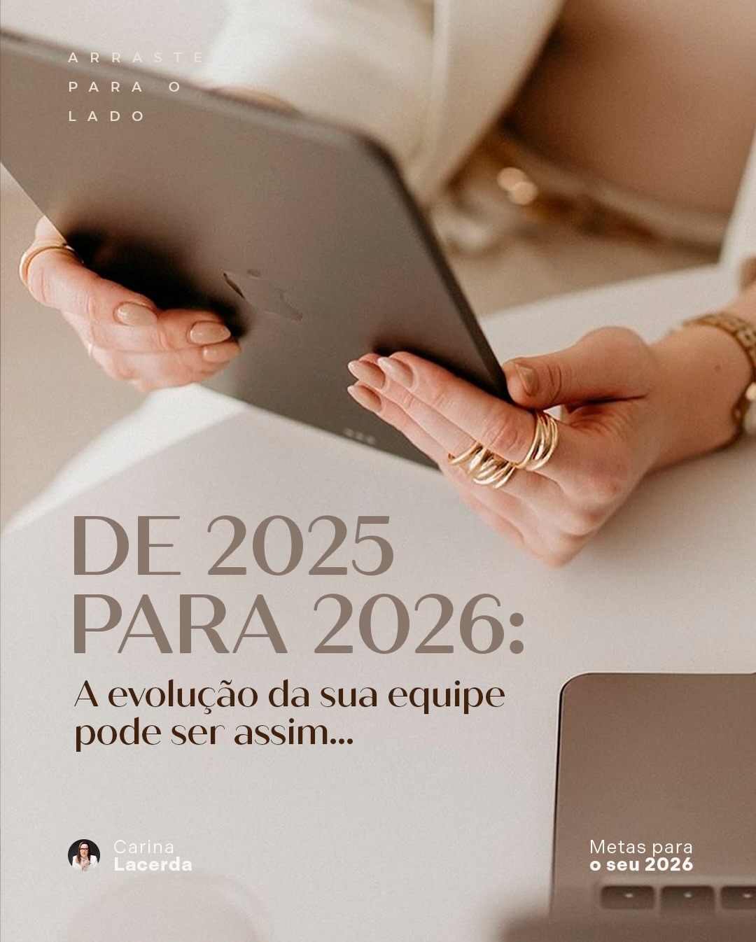 De 2025 para 2026, a evolução da sua equipe não acontece por acaso.
Ela é resultado de decisões conscientes, estrutura e liderança intencional.
O que hoje parece desorganização, retrabalho ou desmotivação pode se transformar em clareza, engajamento e performance, desde que exista método, processos e desenvolvimento contínuo das pessoas.
Empresas não mudam de um ano para o outro sozinhas. Elas evoluem quando escolhem cuidar da base que sustenta tudo: gente, liderança e gestão.
👉 Como você quer ver sua equipe em 2026?
O futuro começa nas escolhas que você faz agora.
Acesse o link na Bio ou me manda uma mensagem no direct!