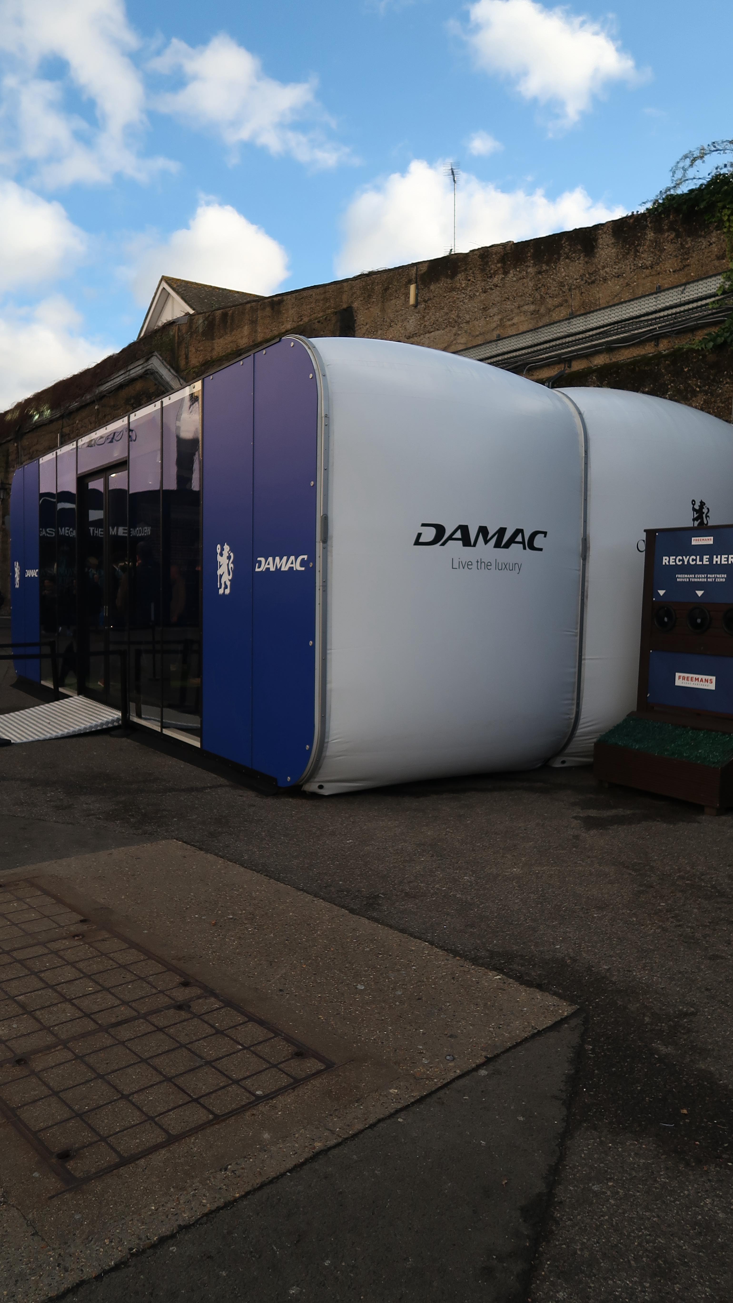 Another game day, another standout activation delivered ⚽️
Over the weekend at Stamford Bridge, we partnered with @damacofficial and @excelsm to bring their matchday vision to life for the @chelseafc vs @arsenal game.
We installed a premium @airclad XPO10 with a bespoke BeMatrix interior. Built Saturday, live Sunday and de-rigged that night to showcase the speed, quality and versatility of our team.
Fans explored DAMAC’s 3D model of the Chelsea Residences and took on a VR header challenge, creating strong engagement ahead of kick-off.
Huge credit to our in-house design and UK production team 👏
#BrandExperience #SportsMarketing #ActivationBuild #BrandActivation #FanEngagement #AirCladX