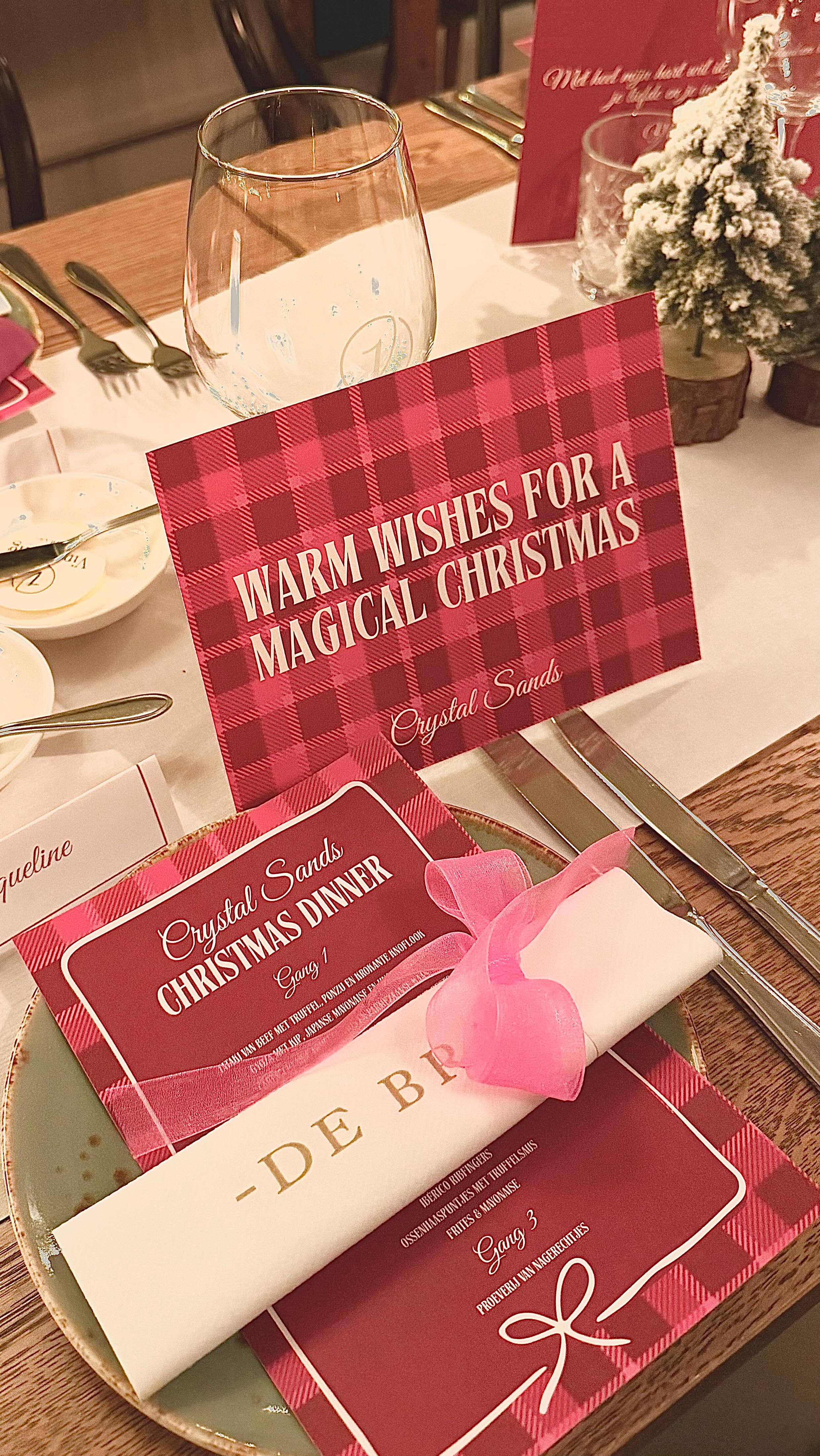 Crystal Sands Christmas dinner, an evening full of joy and unforgettable moments! 🫶🎄💖
#christmasdinnerparty #christmasevent #girlparty #christmasiscoming