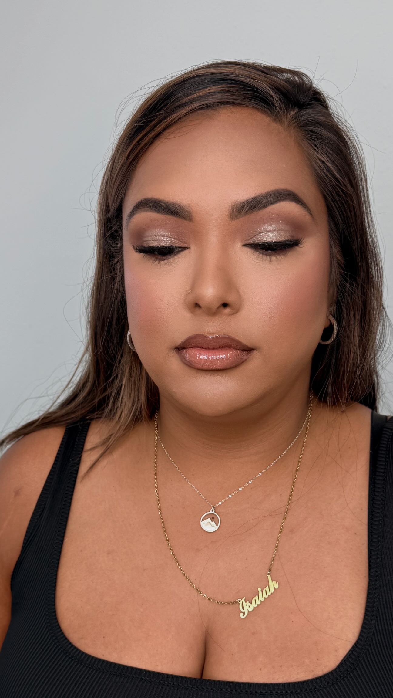In my hair and makeup chair โฆ itโs all about you! ๐คฉ
I would love the opportunity to glam you!
Link in bio ๐
#tampamua #tampamakeupartist #explorepage