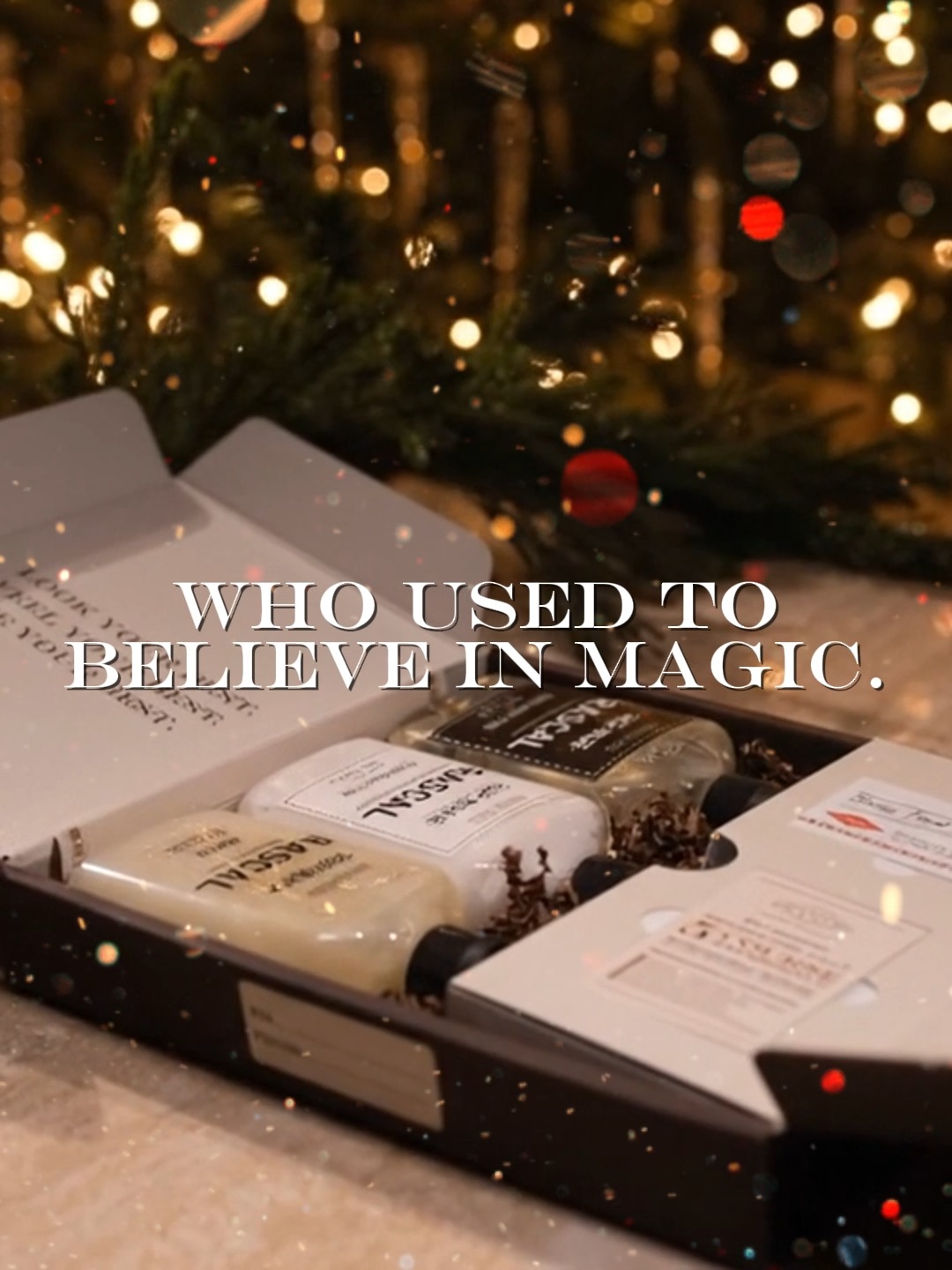 He’s still there: curious, hopeful, and full of wonder.
This season, we celebrate him.
#TheGentsPlace #BringBackTheWonder #HolidayMagic #ModernGentleman