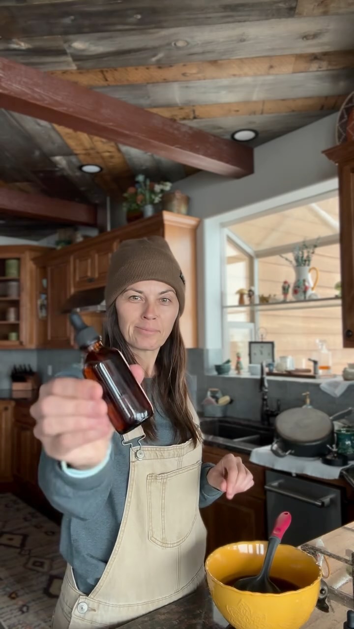 ✨ Restless Leg Tincture… Made with Love ✨
I created this herbal blend for my husband because nothing makes me happier than helping the people I love feel better — especially with the support of plant medicine. 🌿💛
For this tincture, I used:
• ¼ cup Skullcap
• 1 cup Valerian root
• 1 cup Chamomile
• 1 cup Nettle leaf
• Covered in 80-proof vodka
I let it sit for 4–6 weeks, giving it a gentle shake every couple of days. When it was ready, I strained out the herbs and bottled the liquid in amber dropper bottles to protect its potency.
Dosage:
🌙 30–40 drops (or one full dropper) in a little water or tea before bed.
Shelf life:
1–2 years when stored in a cool, dark space.
This blend has been a blessing for my husband’s restless legs — and it’s one of the many reasons I love sharing the healing power of herbs. 🌿✨
Disclaimer:
This is for educational purposes only. Always do your own research, check for interactions, and consult a professional if needed before use.
#herbalhealing #restlesslegrelief #tincturemaking #herbalmedicine #plantpowered #holisticliving #naturalwellness #3crowsapothecary #herbalremedy #apothecarylife