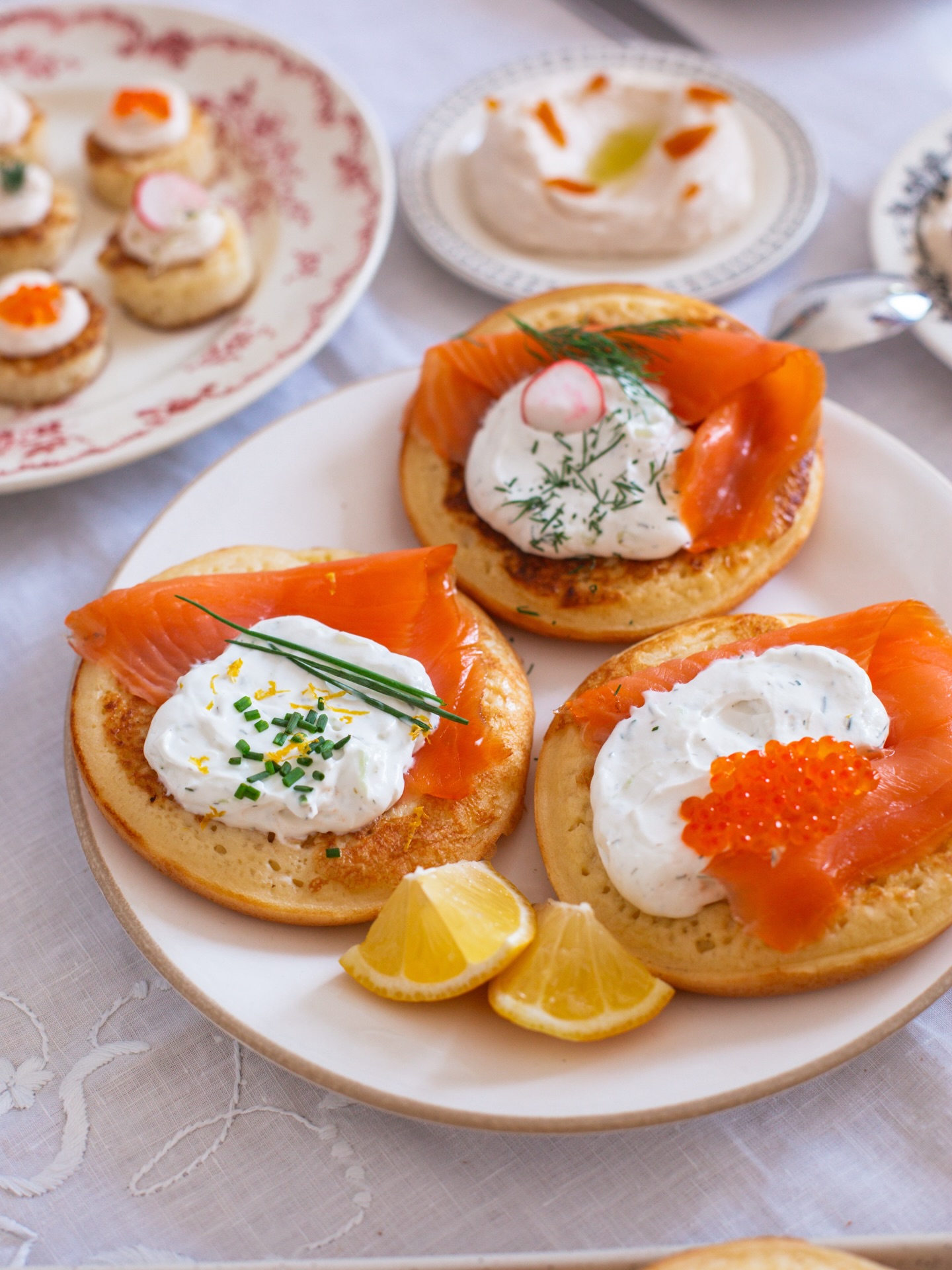 🤍 Le Blinis de nos vies.
⚠️ Pensez à les commander, les quantités sont limitées, le fait main et maison a ses limites…humaines!
🕘 Dates limites de commande:
Le 20/12 à 20h pour un retrait au 24/12
Le 27/12 à 20h pour un retrait au 31/12
Ouverture exceptionnelle le dimanche 21 décembre.
#evievane #faitmaison #exigezlefaitmaison #lefaitmaisoncesttrestresbon #blinis