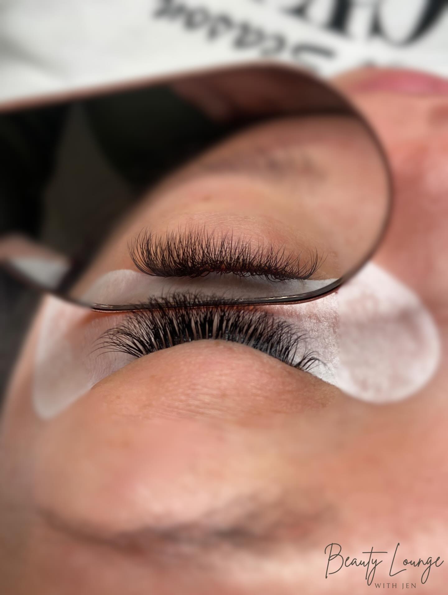 My view and your view - just look how soft and fluffy these hybrids are!
It’s not too late to book in your appointment. Limited availability left before Christmas, so book now.
#hybridlashextensions #lashextensions #beauty #london #bexleyheath