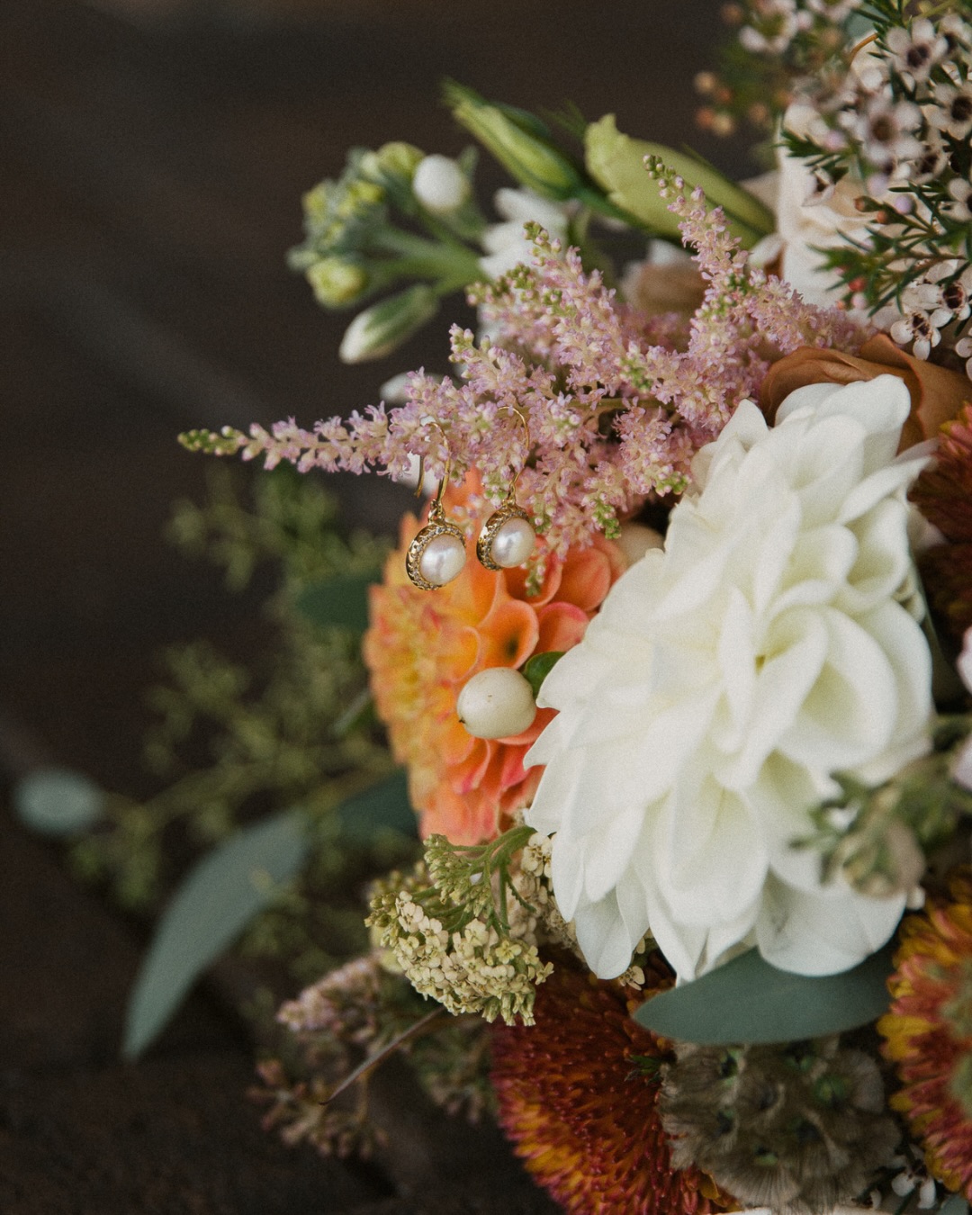 The first chapter of your wedding story is often told in the quietest moments of the morning. 🕊️
We find so much beauty in the art of the detail shot. These images capture the objects you have carefully chosen for their beauty and their meaningfulness. These details are the thoughtful threads that weave your design together🤍
The Photographers:
Photo 1: @lizabethgracephoto
Photo 2: @hollychristinaphotography
Photo 3: @catherineturnerphotography
Photo 4: @brianarittenhousephotos