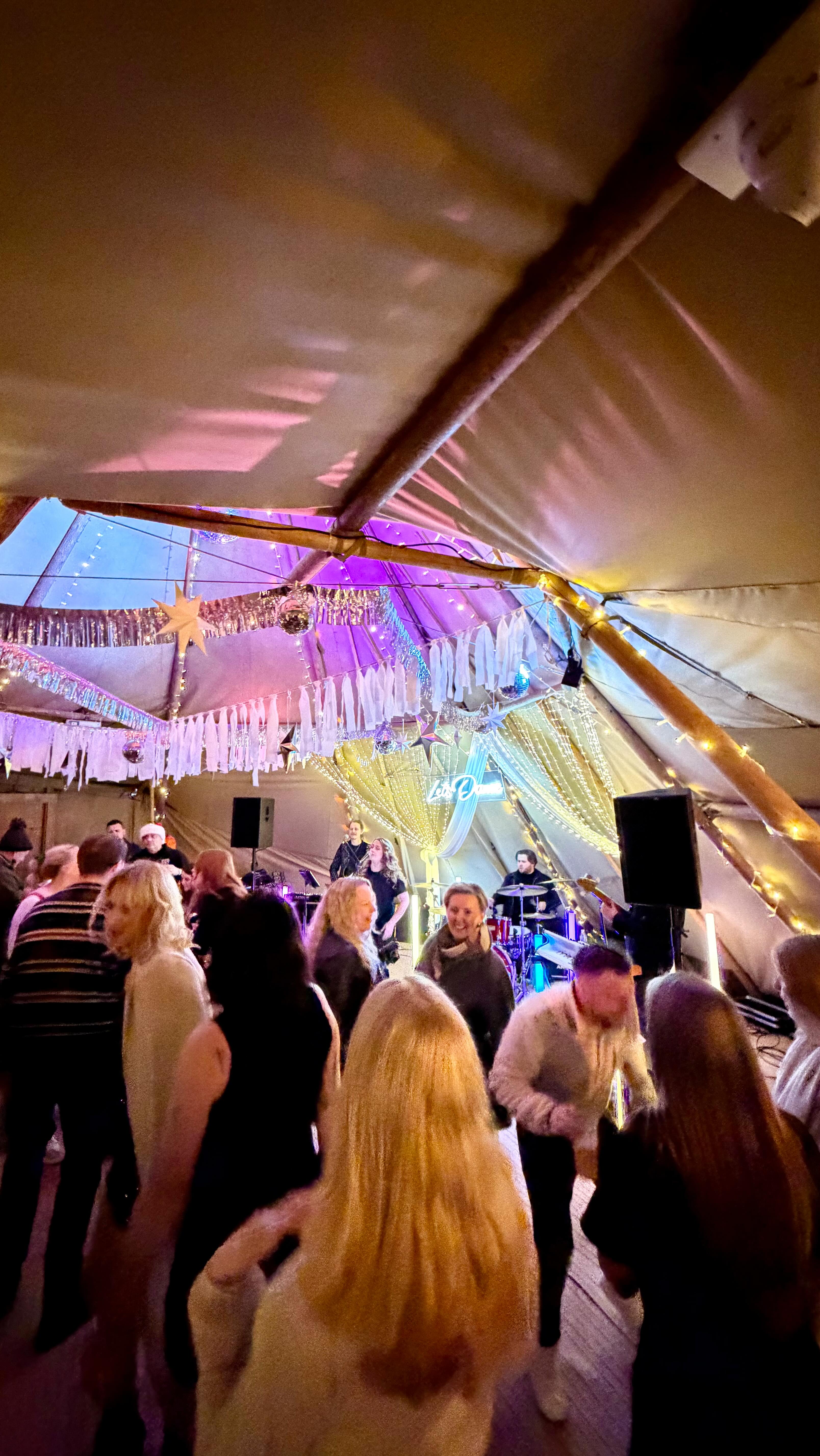 NORDIC BAR - You really have been THE BEST so far this season!! ⭐️
🎄 It’s not too late to join the party, tonight and tomorrow you can catch us from 7:30 providing the best festive party Derby has to offer.
@nordicbarco @derbylive @samitipi @mambomobilebars @taraknott_
#NordicBarDerby #Christmas2025 #LiveMusic #FestiveFun #DerbyChristmasSwitchOn #derby #derbydaysout #derbyshire #visitderby #visitderbyshire #corporateeventsuk #corporate #eventhire #functionband #weddingband #weddingmusic #weddingmusicians