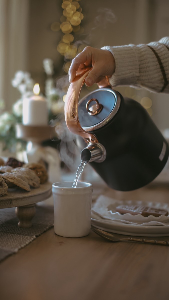 Some years, the season rushes by before we even notice the lights ✨ The days fill up, the weeks blur, and suddenly Christmas is gone in a blink, but the magic was never meant to be hurried.
It lives in the pauses… the quiet mornings before the house wakes up, the cookies we decorate a little slower, and the way a warm mug of hot chocolate seems to stop time for just a moment.
Because hot chocolate isn’t really about the drink itself, it’s about leaning into the warmth, letting the steam rise slowly, holding the cup with both hands like it’s asking us to stay awhile ☕️
It turns minutes into memories, reminding us that the season feels sweeter when we take it in sip by sip. This year, let’s linger a little longer