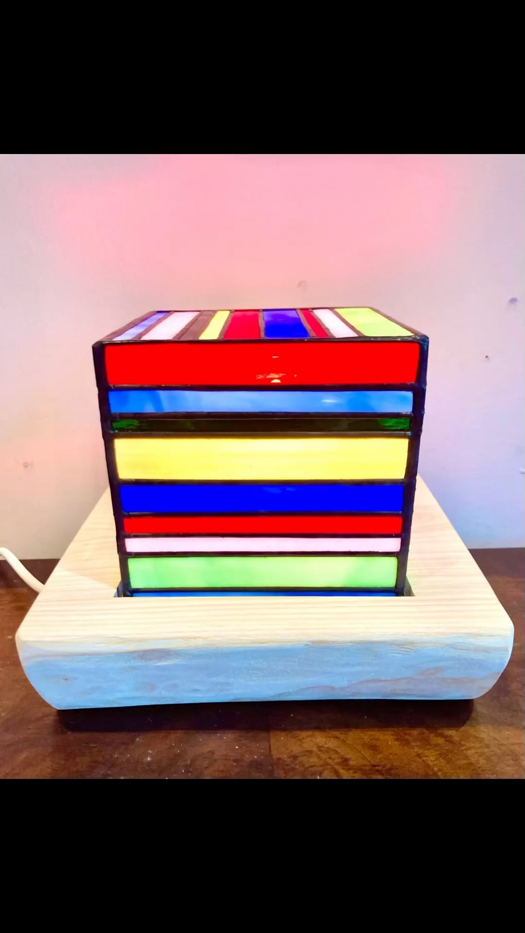 Here’s a Friday film of some of the wonderful art we have on display at our Annual Carrick Road Xmas Show - it’s the final weekend and our doors are open tomorrow 10-5 and Sunday 14 at 12-5. We have so much art, glass, jewellery, pottery, paper and wood decorations and lots more! Parking on Carrick Road, disabled access on request, refreshments, not too much Christmas music 🤣🎄🎁💝 @mcnicol.i and I can’t wait to welcome you to our Pop-up Show. @jennyhunterarts @b_hunterart @scottcampbellmodern @johnferryart @gregmooreartist @paulcassidy13 @damian.henry.prints @louisescottart @emily_textilesyr4 @marion.macphee @asherscook @norman_awaji @fionawatsonart @dianneagardner #scottishart #buyart #artforsale #artforchristmas #annualcarrickroadxmasshow #leonastewartglass #southayrshire #ayrshire #notonthehighstreet #uniquegifts #christmas #stainedglass #handmade #printmaking #scottishprintmaking #paintings #christmasiscoming #perfectgift