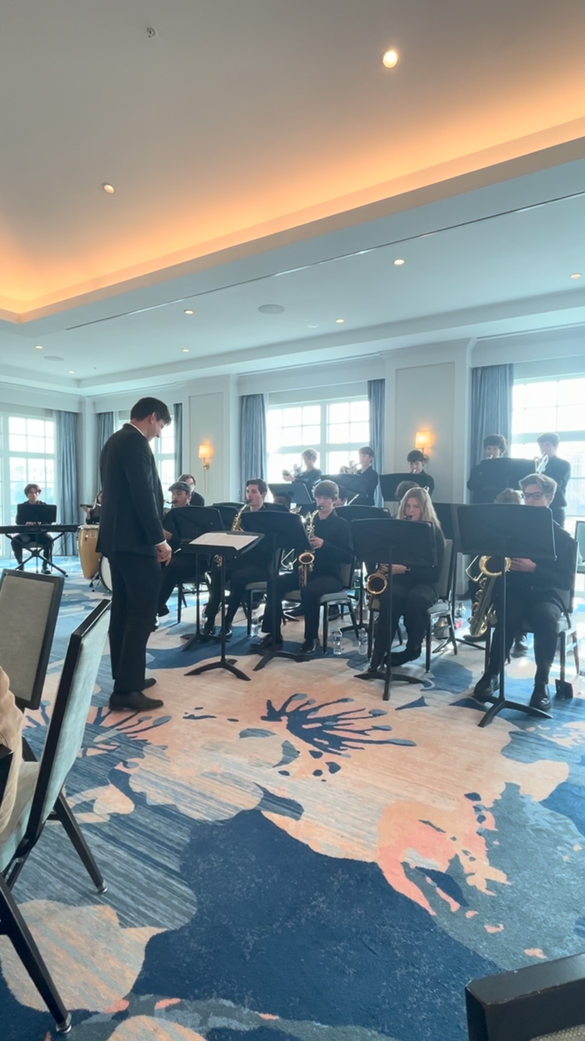 Getting festive with @mtpchamber at yesterday’s holiday luncheon with @wandobands 🎄🎶