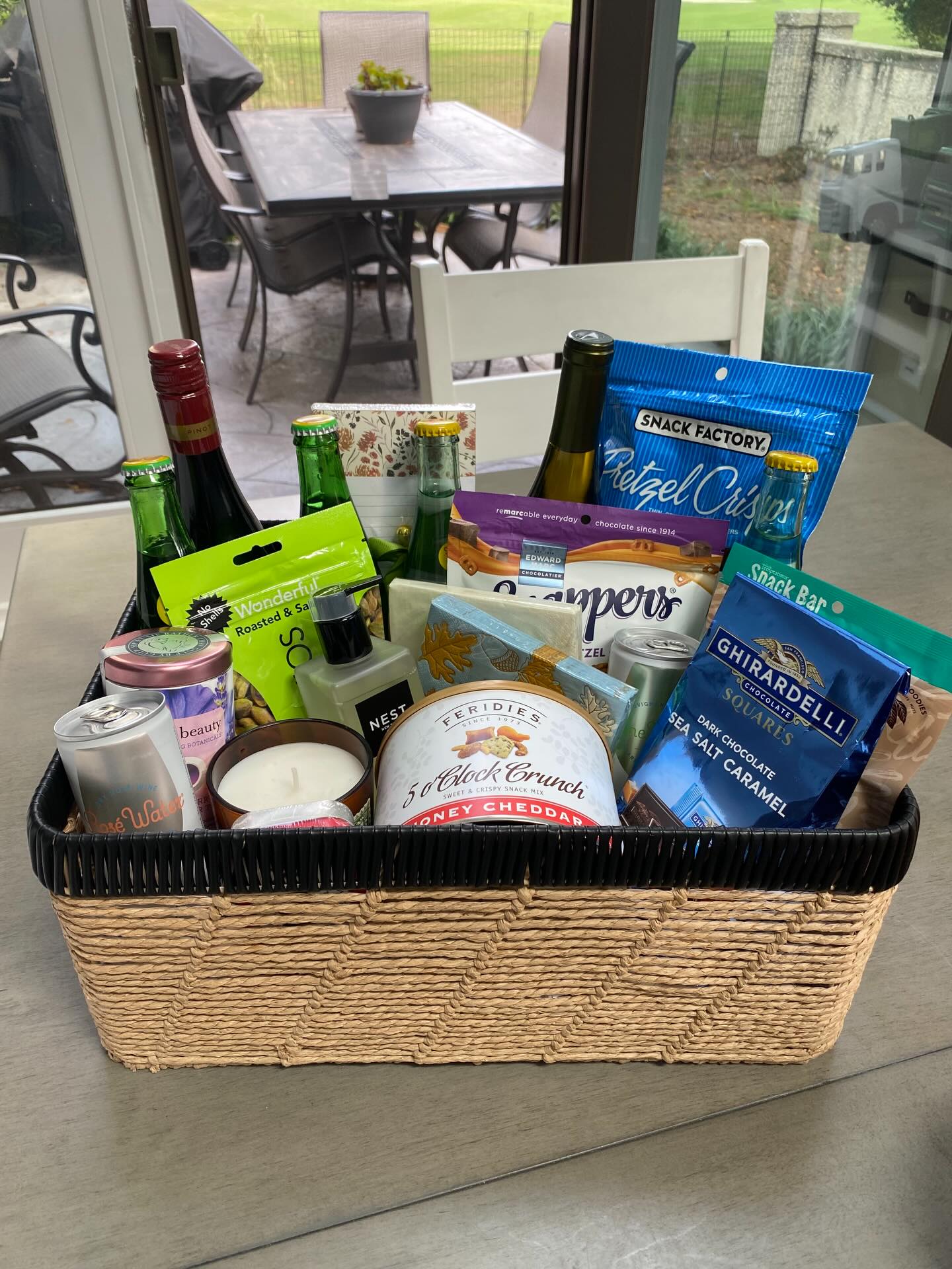 Gift baskets are our love language 🥰 The perfect gift for any occasion, and SMC is here to help you!