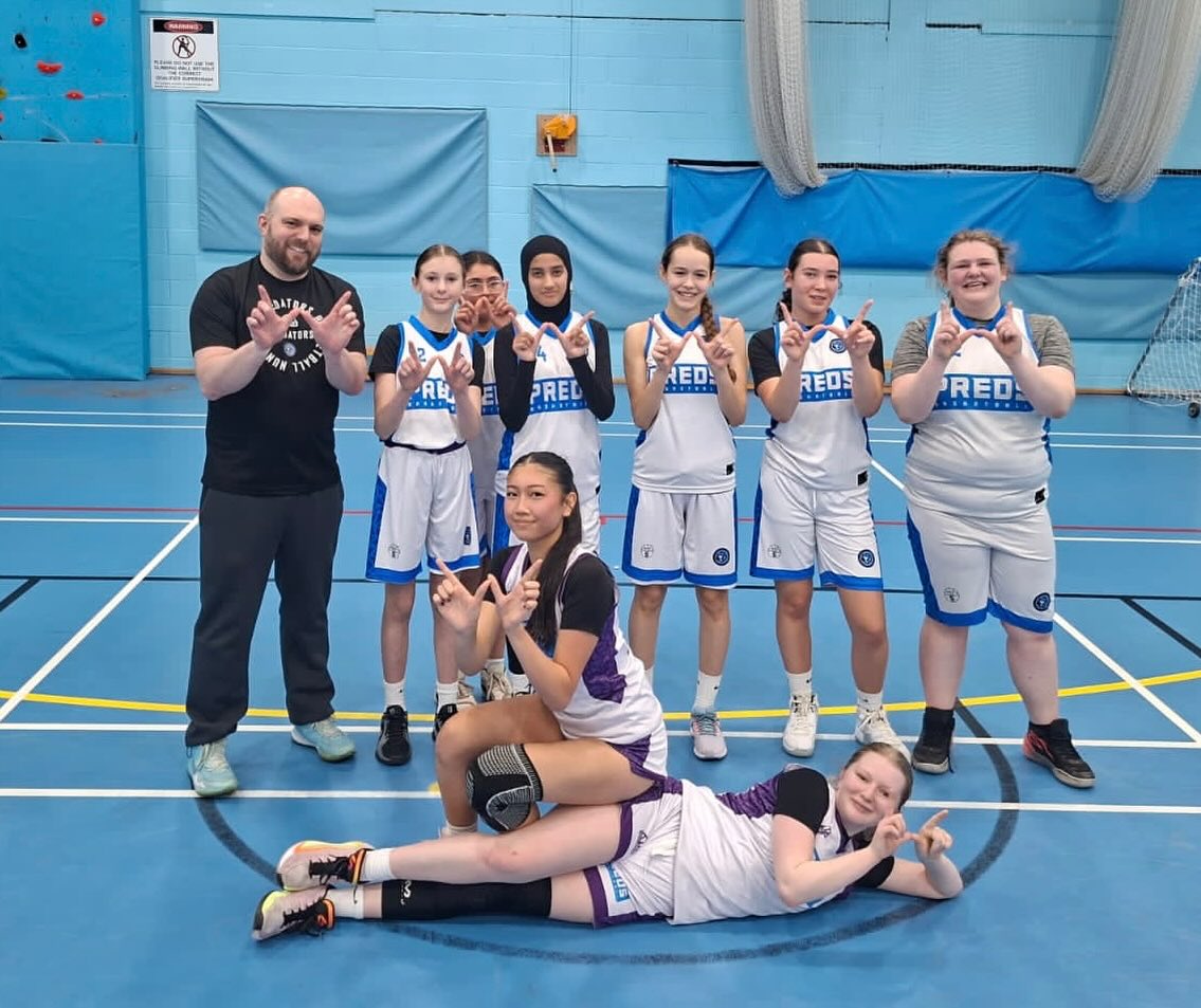 Our U15s Girls had to wait till December to get their season started. But they waisted no time and began with an awesome 85-24 win over Bedford Thunder. Well done girls.
#letsgopreds #partofthepride #thisgirlcan #femaleballer #warwickshirebasketball #ybl