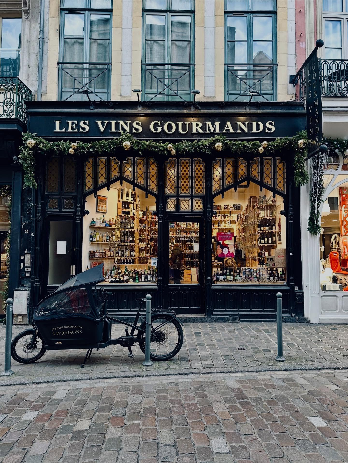 Tout le week-end, nos cavistes vous attendent dans nos trois caves pour préparer vos cadeaux de Noël 🎄🎁
#lesvinsgourmands