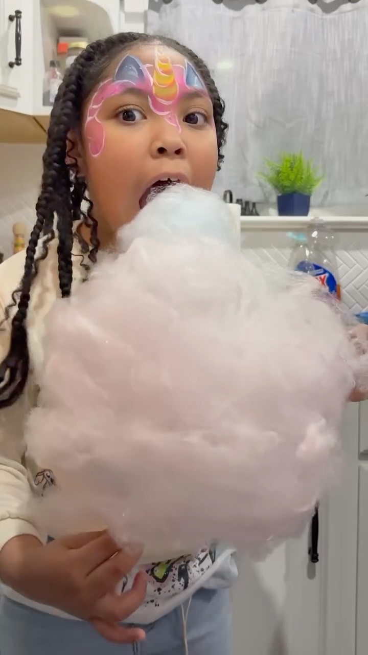 👀 Who’s still awake?!☺️ We are!!! We’re partying at the cutest slumber party ever!🎉💤✨🌙
Our “4 Hour Party Mix Flow” package is bringing all the fun tonight with face painting 🎨, balloon twisting, fresh spun cotton candy🍭, ice cream treats🍦, and a surprise visit from Minnie Mouse!🥰
If you’re planning a cozy night in for your little one and their friends, let us bring the FUN to you!🎉 Book the Party Mix Flow Package today!💫
#slumberpartyideas #slumberparty #sleepover #slumberpartyfun