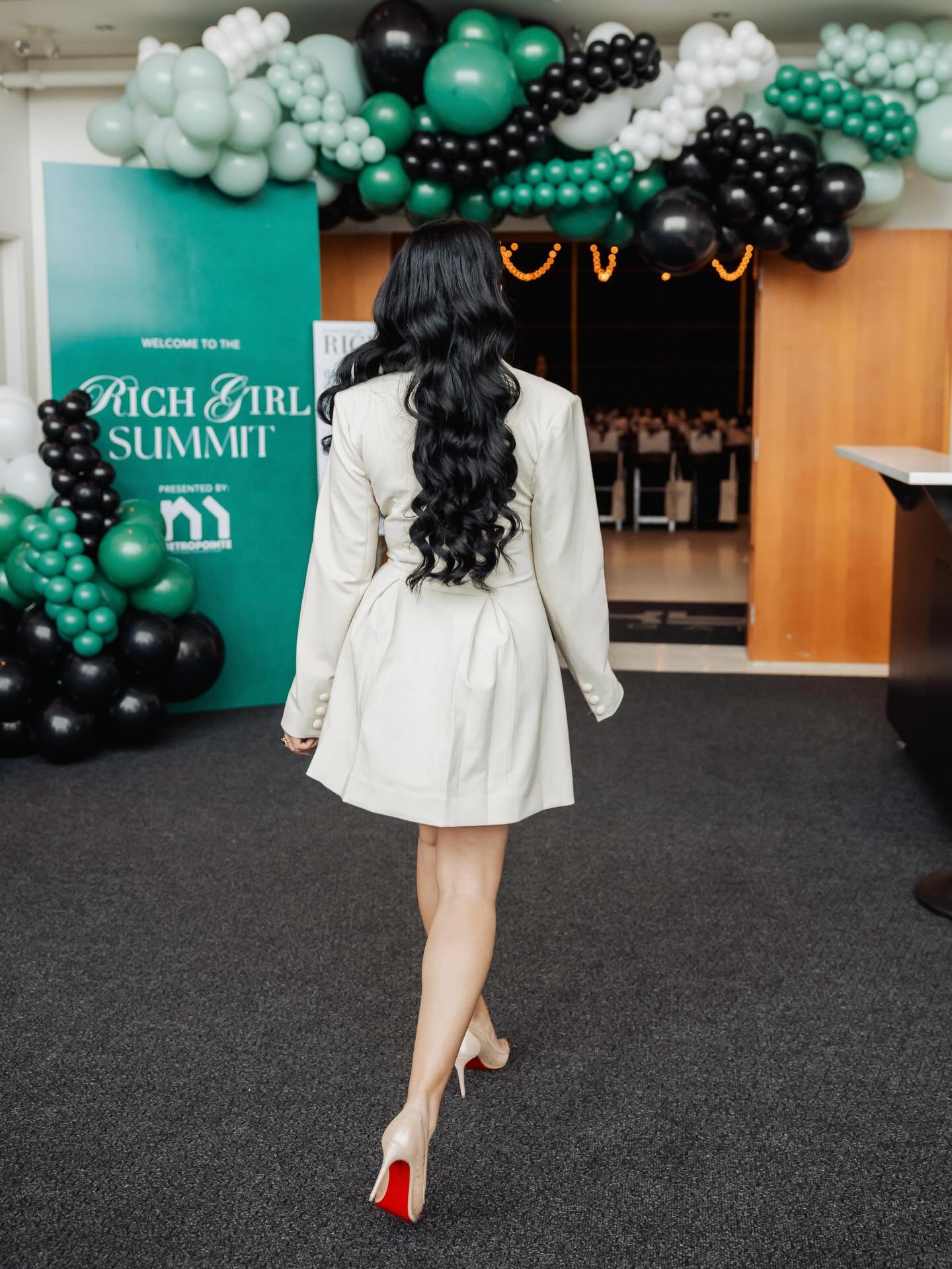 Rich Girl Summit by Gina Judge @iamginajudge
Balloons: @itspoppin.ca
Photography: @diamondsedgephotography
Brand Strategist: @itsamankhinda
Videographers: @_kartikrawal_ @bsaurav_ @dawnstudios__
Content Creator: @marketingmilestoness
Photo Booth: @pictureperfectbooths.yvr
Coffee Bar: @singhbeans
Bubble Tea: @pearlandcocart
Dessert: @justcakesbakeshop
Catering: @trainingdaycafe
Brand Activation: @luxaffairs
DJ: @djandyvancouver @djpk_music
#richgirlera #finacialeducation #balloonartistry #balloondesigner #grandentrance #eventinspo #vancouverevents #eventdesigner #eventdesign #itspoppin