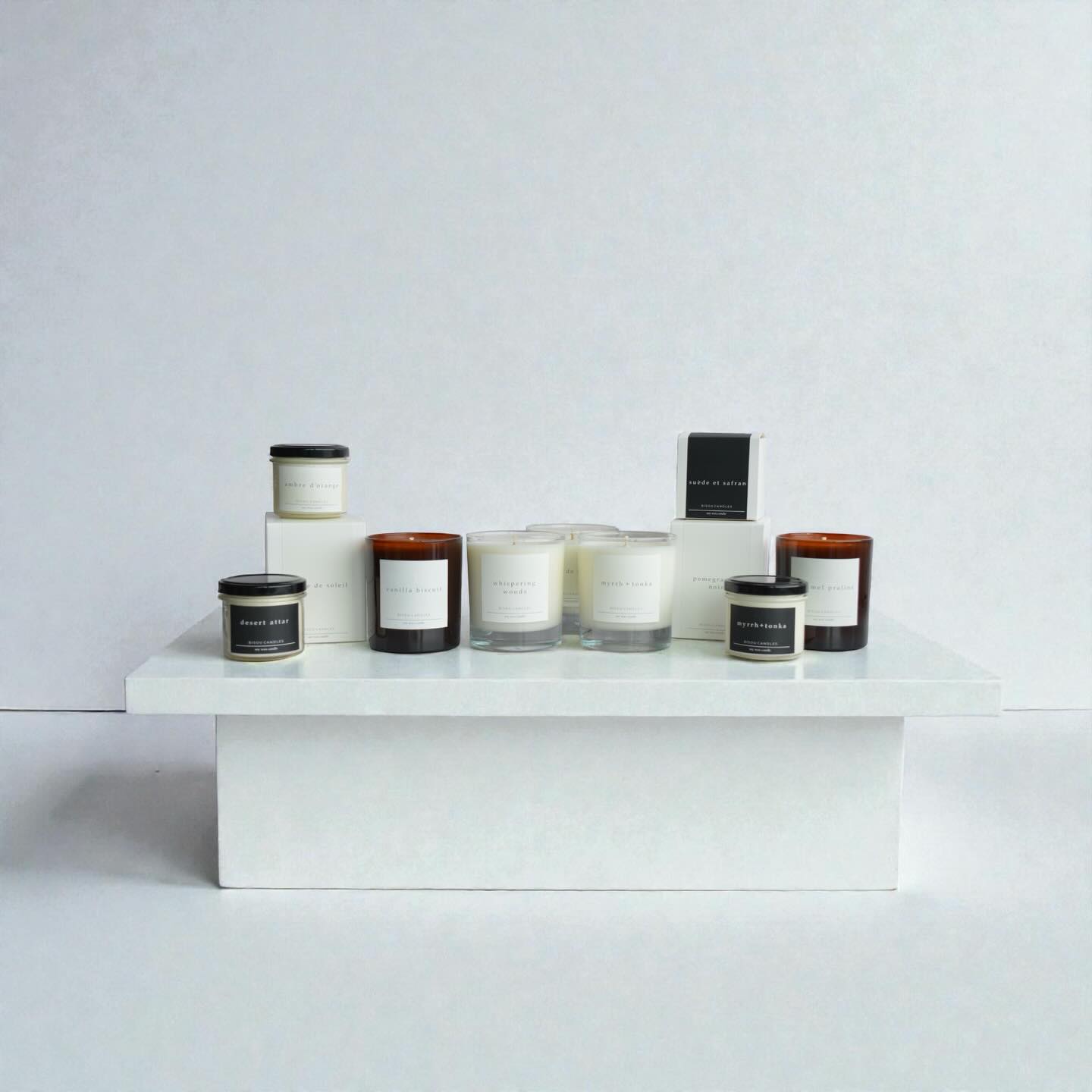 ✨ Луксозни аромати за дома.
Минималистичен дизайн · високо качество · чисти съставки.
🕯️ Всеки аромат е специално подбран, за да превърне моментите прекарани у дома в истинска наслада.
BISOU CANDLES — Изкуството на аромата ✨