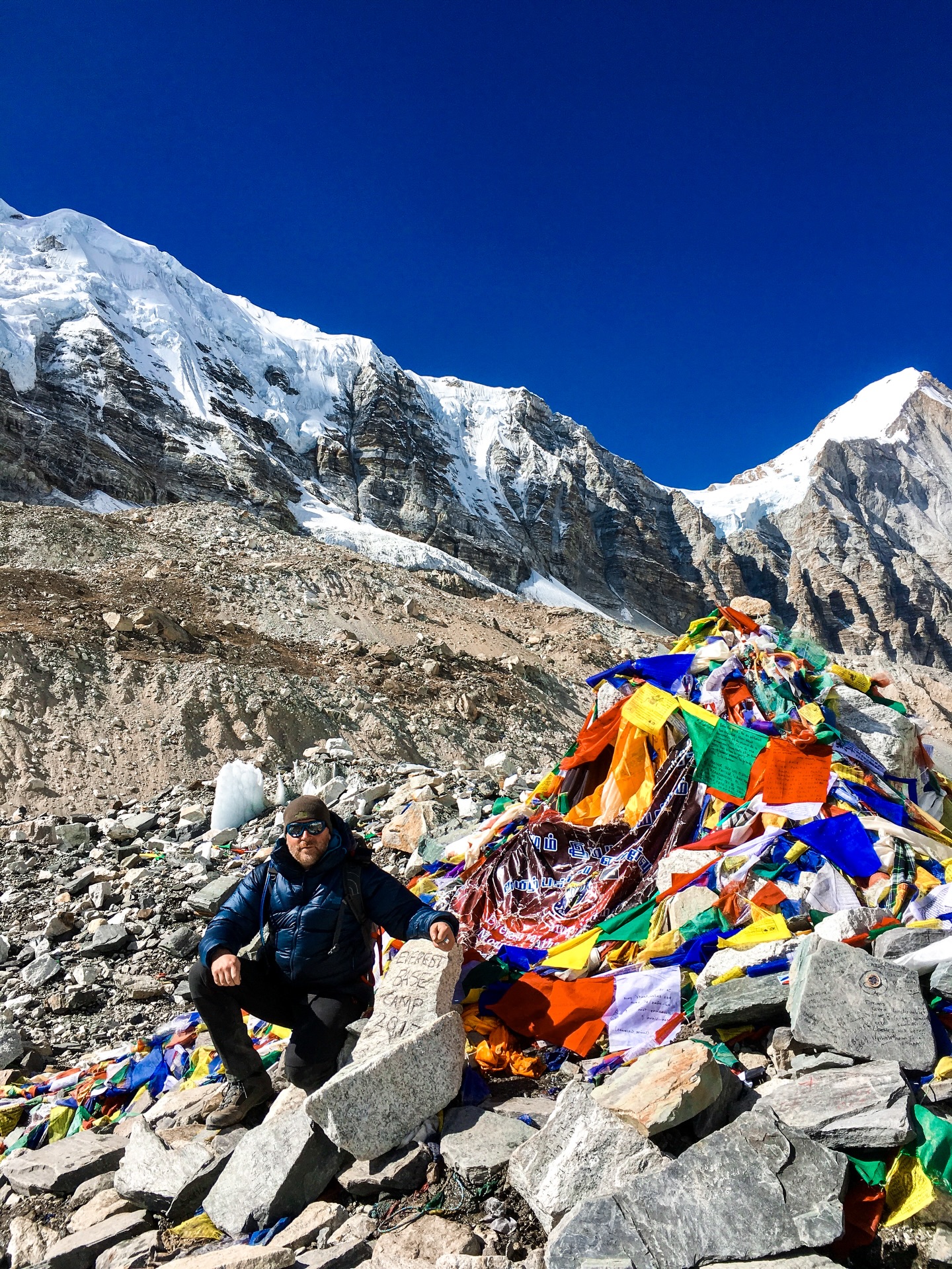 Humans At High Altitude - Course Complete
I have just completed the Humans At High Altitude course with @hannah_lock_themountaindoctor and i cannot recommend it enough.
Alongside my experience and qualifications as a medic and my own experience in the Alps, Sierra Nevada and Himalayas, this course took things deeper. I truly understand what’s really happening to the body above 2,500m, the breathing changes, the sleep disruption, the cognitive fog, and the subtle signs of altitude illness that are so easy to miss in a tired team.
As a medic and leader, this knowledge is priceless.
As a therapist-in-training, the psychological side of altitude, emotional regulation, vulnerability, stress responses really hit home too.
Altitude exposes us.
It demands honesty.
And with the right understanding, it becomes an environment where people can grow safely, powerfully and with purpose.
A huge thank you to Dr Lock, this will shape how I lead, teach and care for people at height from now on.
#mountains #mountaineers #highaltitude #highaltitudetrekking #highaltitudemountaineering #mountainleader #himalayas #everest #everestbasecamp #medic