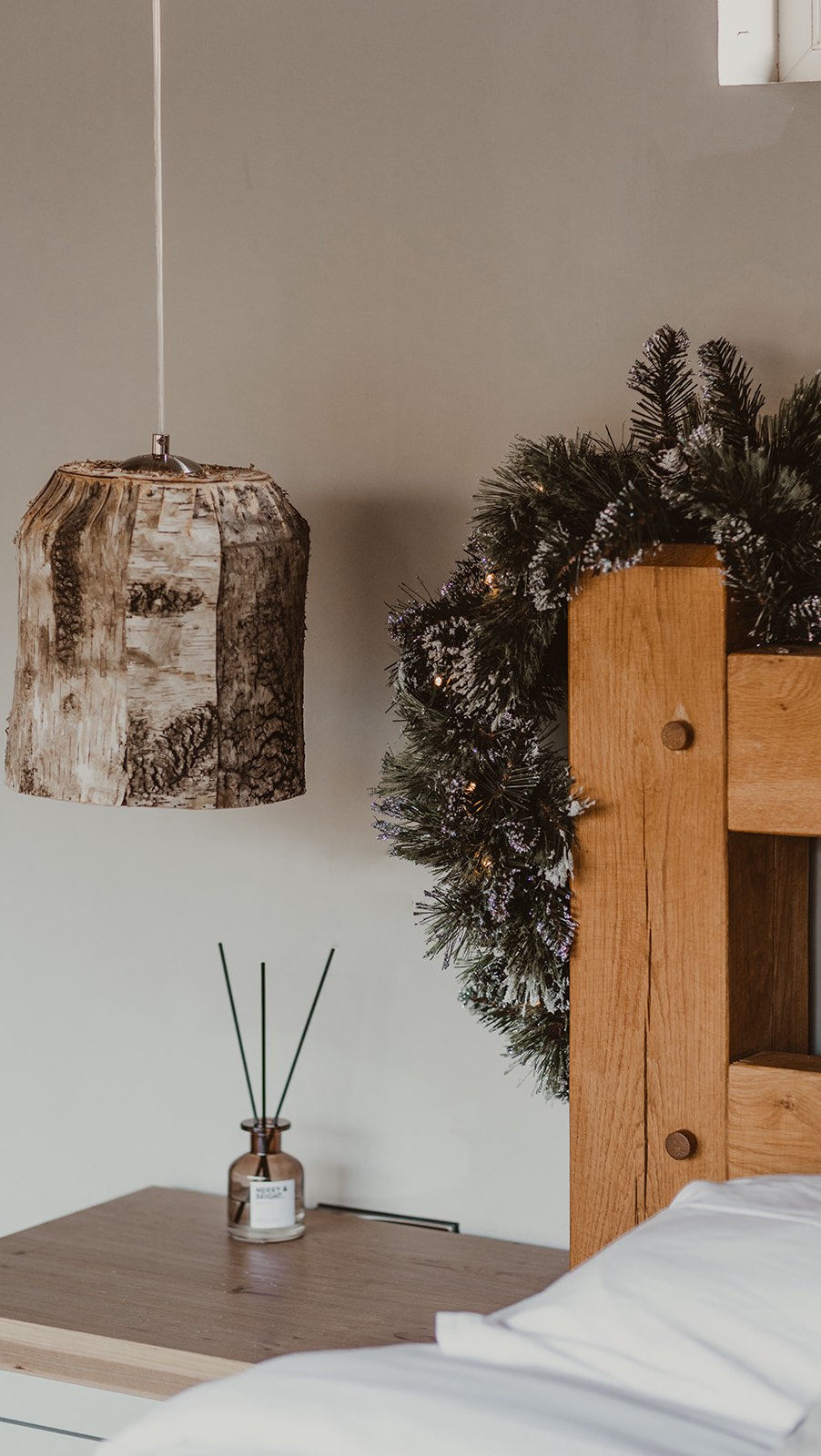 A festive season of cosy stays, winter walks and quiet moments 🌲
We’re so grateful to everyone who has stayed at Silver Birch Lodge and made it such a special year ✨
📍 Nant-Y-Coed Lodges, Mid Wales
🔗 Check availability in bio.
#midwales #visitwales #lodgeswithhottubs #travel #countryside