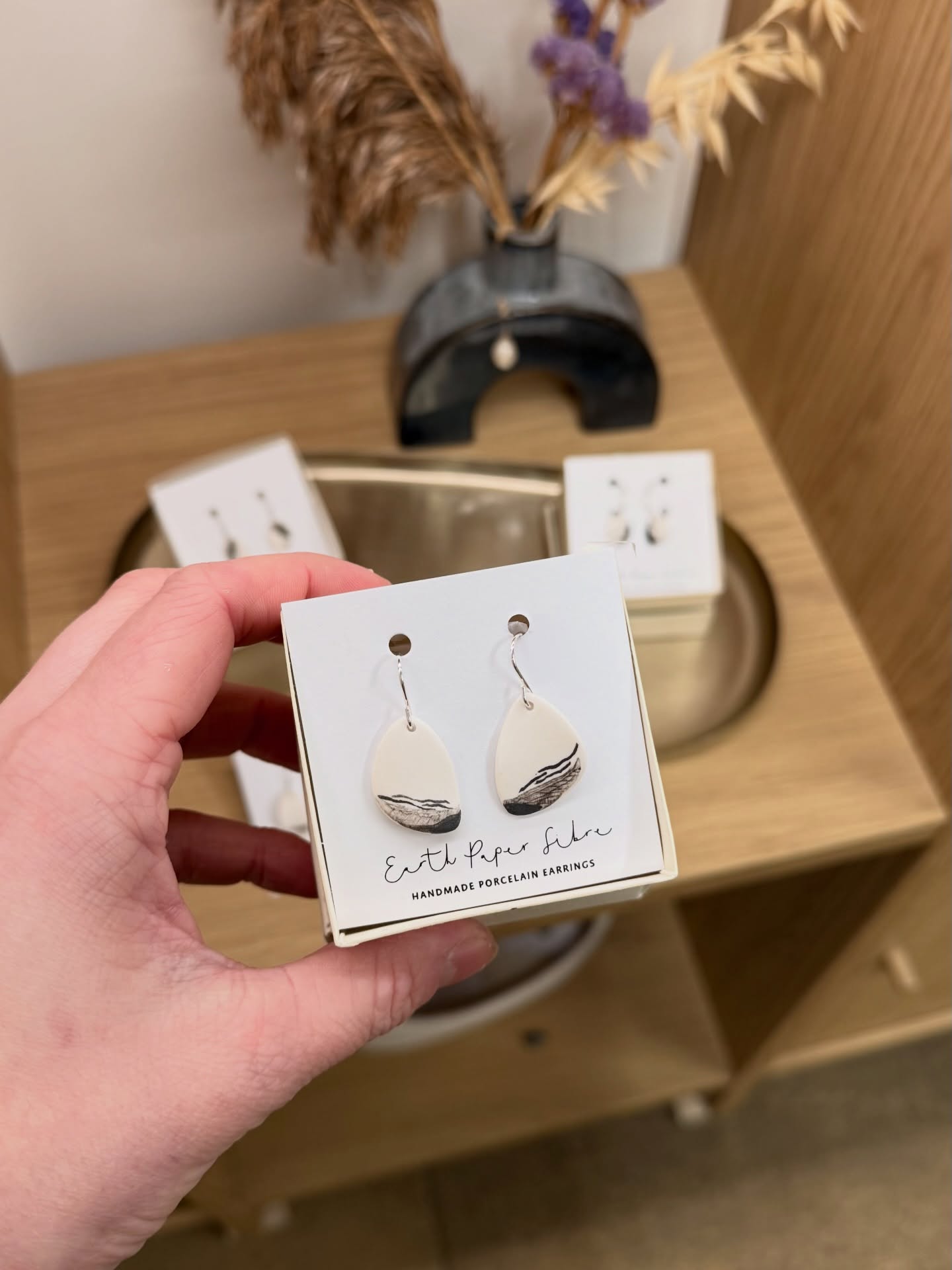 Restock in the shop for all the last min prezzies✨💖
Open 10.30-5.30pm until Christmas Eve ✨