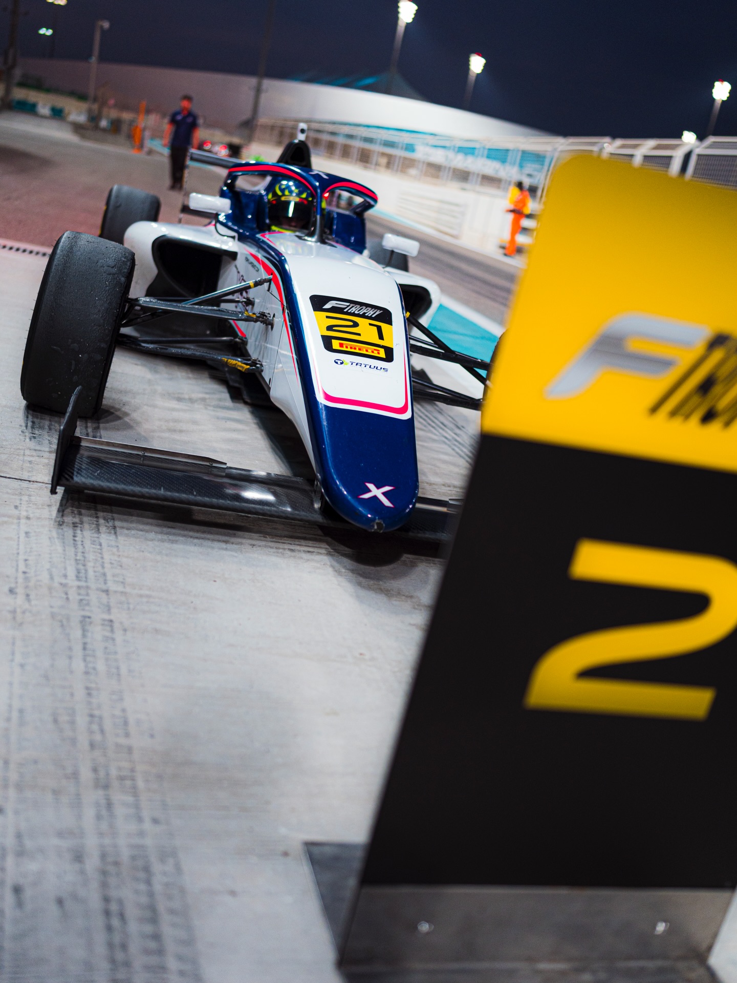 P2 for Harfield under the lights in his maiden race at Yas Marina and with the team to round out the 2025 F4 UAE Trophy Series! 👏
#xcelmotorsport #f4uaetrophyseries #yasmarinacircuit