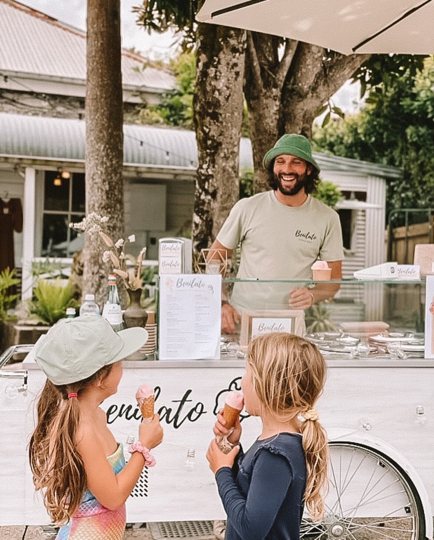 🍨 Fresh scoops, big smiles 😋
We’re at Yamba Farmers Market this Wednesday morning serving up your favourite flavours.
Grab a take-home pack for Christmas - dessert never looked so good ✨🎄
#Benilato #Gelato #ItalianGelato #YambaFarmersMarket #YambaEats #ChristmasDessert #SupportLocal