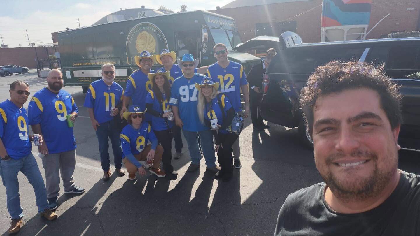 Yesterday, we had the pleasure of catering for Dan and his special guests as they headed to the Chargers game! We crafted an all-day event package featuring delicious Turkish kebabs, gourmet burgers, savory sausages, fresh Aegean salad, and decadent chocolate mousse cheesecake. It was a feast of top-quality flavors and service, and we loved making it special for them! Check out the highlights and let us know what you think!
#CateringExcellence #EventMagic #FoodieDelight