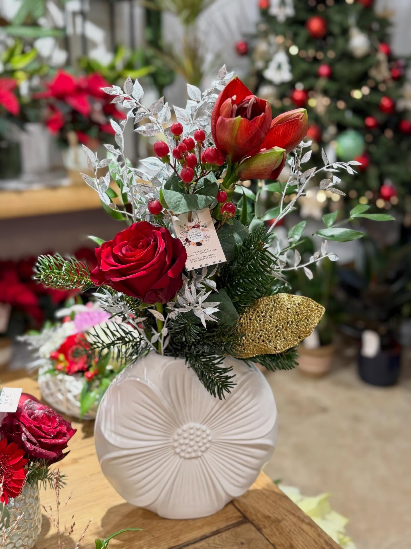 🎄 Bonjour à tous 🎄
Voici quelques exemples de compositions ou de centres de table, à offrir ou pour embellir vos tables de fêtes ✨
🎁 N’hésitez pas à commander à l’avance pour plus de fluidité en magasin.
🚚 Une livraison est prévue mercredi après-midi sur Soissons.
💬 Commandes sur Messenger
📞 ou par téléphone : 06 34 57 75 33
Très belle journée à tous 🎄☺️✨