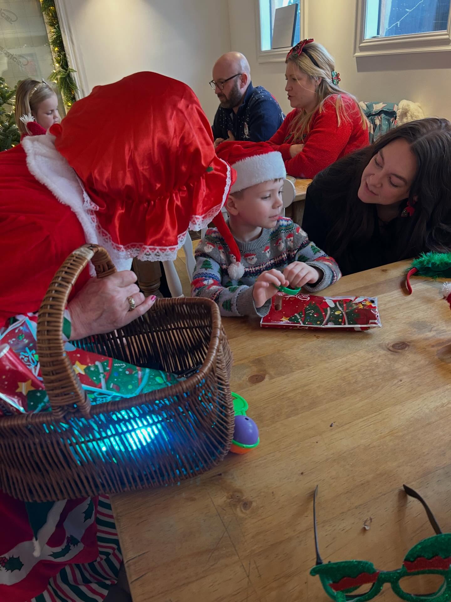 Another gorgeous, festive morning for our breakfast with Santa event š
š»
We hope that we have added a little magic in the run up to Christmas š¤¶š& a big thank you šš» to Mr & Mrs Claus for stopping by!