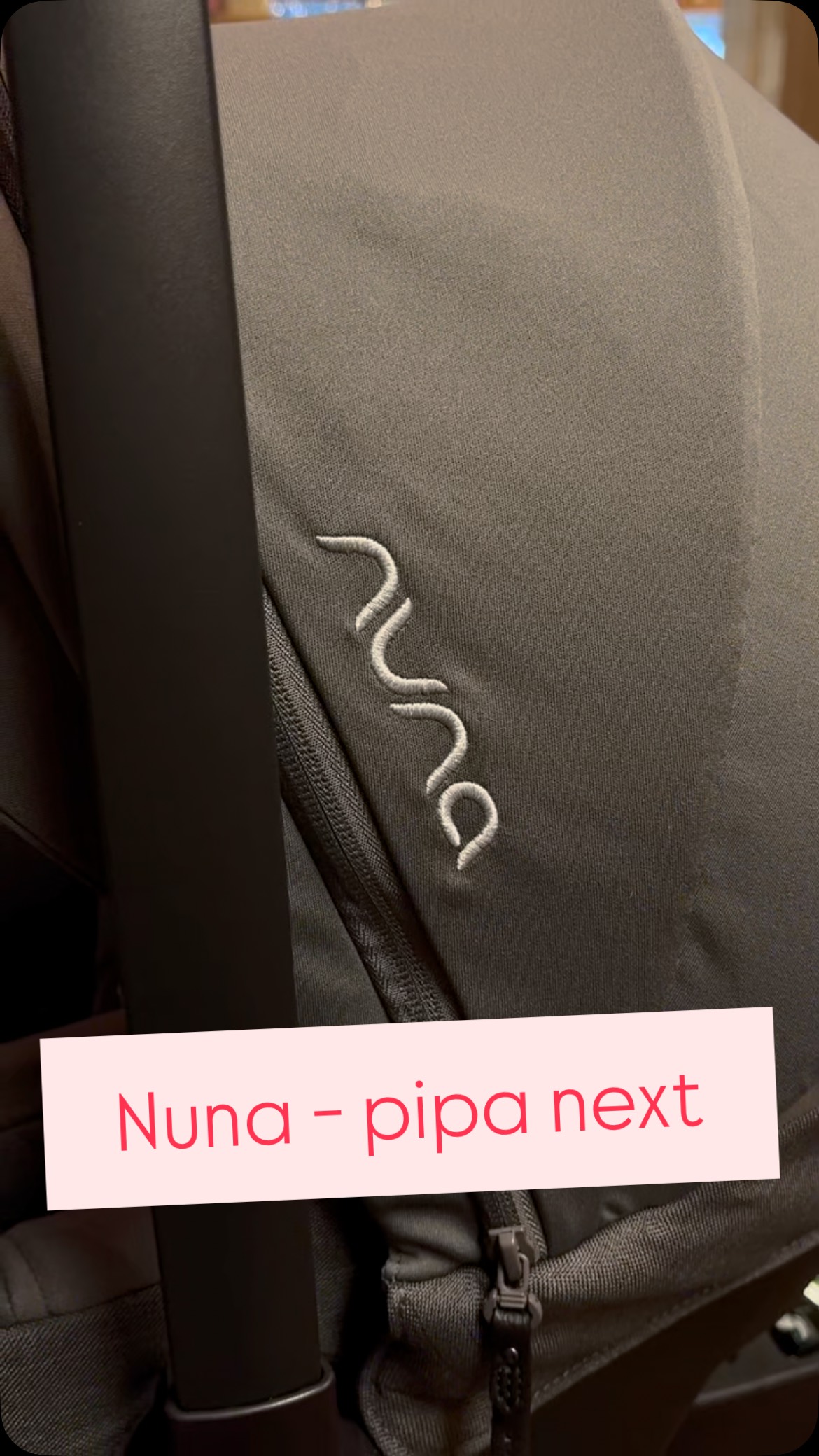 Isofix oder Gurt - was nutzt ihr? 🤍
Kommt gerne für eine ausführlichere Beratung vorbei!😍
#herzenskindbregenzerwald #babybedarf #mamaalltag #vorarlberg #andelsbuch #babyunterwegs #nuna #pipanext