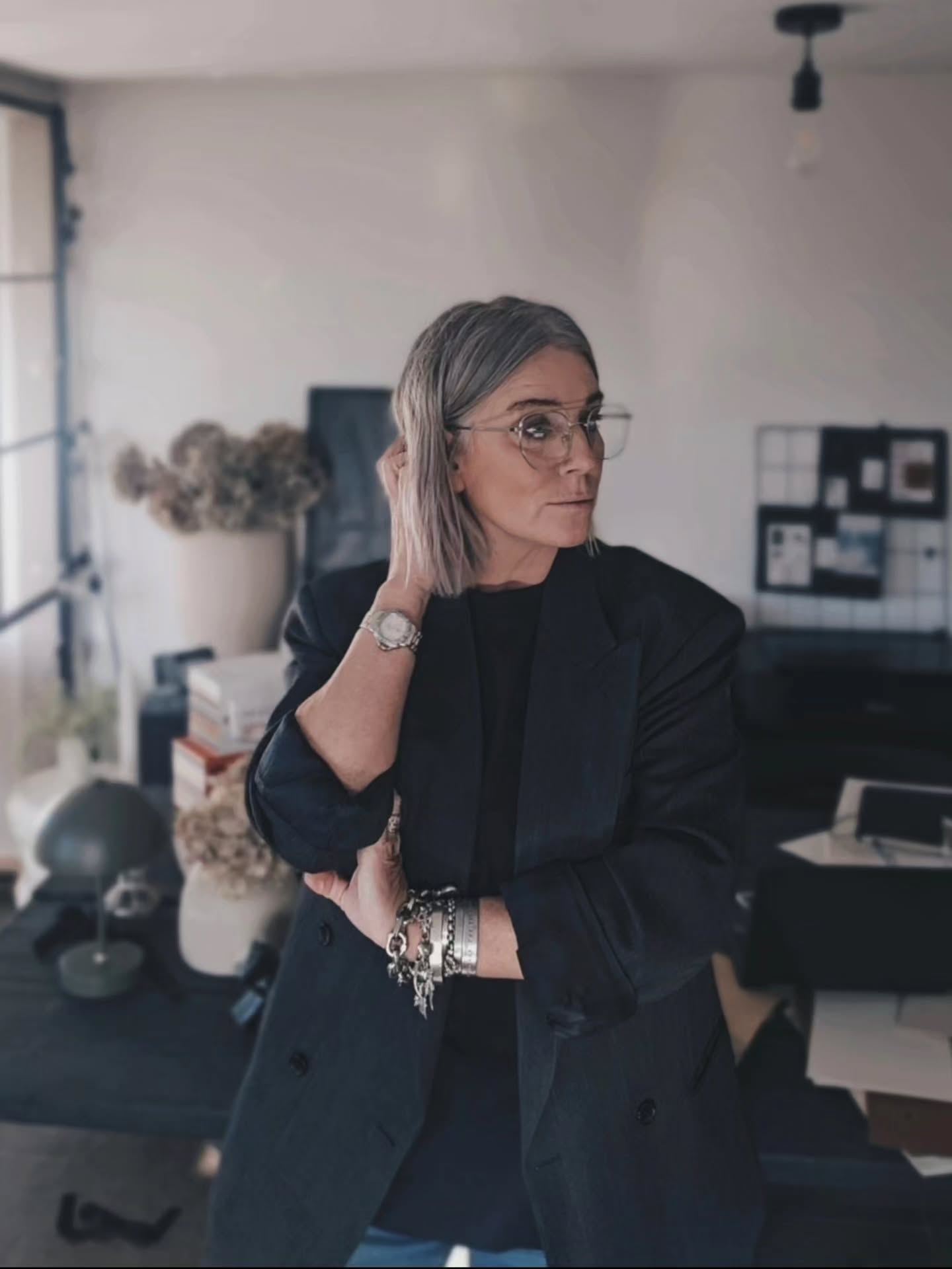 IN MY HEAD DOWN & FOCUS ERA.
Working, thinking, planning, connecting and asking myself lots of questions... and I'm here for it.
There's something special about this time of year for me, one of true reflection, one where I look back not just on the past year and the work I've done, but to the last living days of my Momma, reliving moments, memories and things I'd rather not think about... but this year feels different, theres a burning desire in my head and heart, one where I dont want to waste anymore time, no more playing small or being around people or in places or spaces that dont set my soul on fire.
My business is based on this ethos, only working with those who truly appreciate the finer details, those who understand my heart & design led ways of working & creating and those who hand over full design autonomy, so they get the very best of me...
But whats really exciting me... is I feel the best is yet to come.
'WHATS MEANT FOR YOU WON'T PASS YOU BY' ...wise words from my beautiful Christmas Eve Angel Momma and words I will forever live by.
Junie x