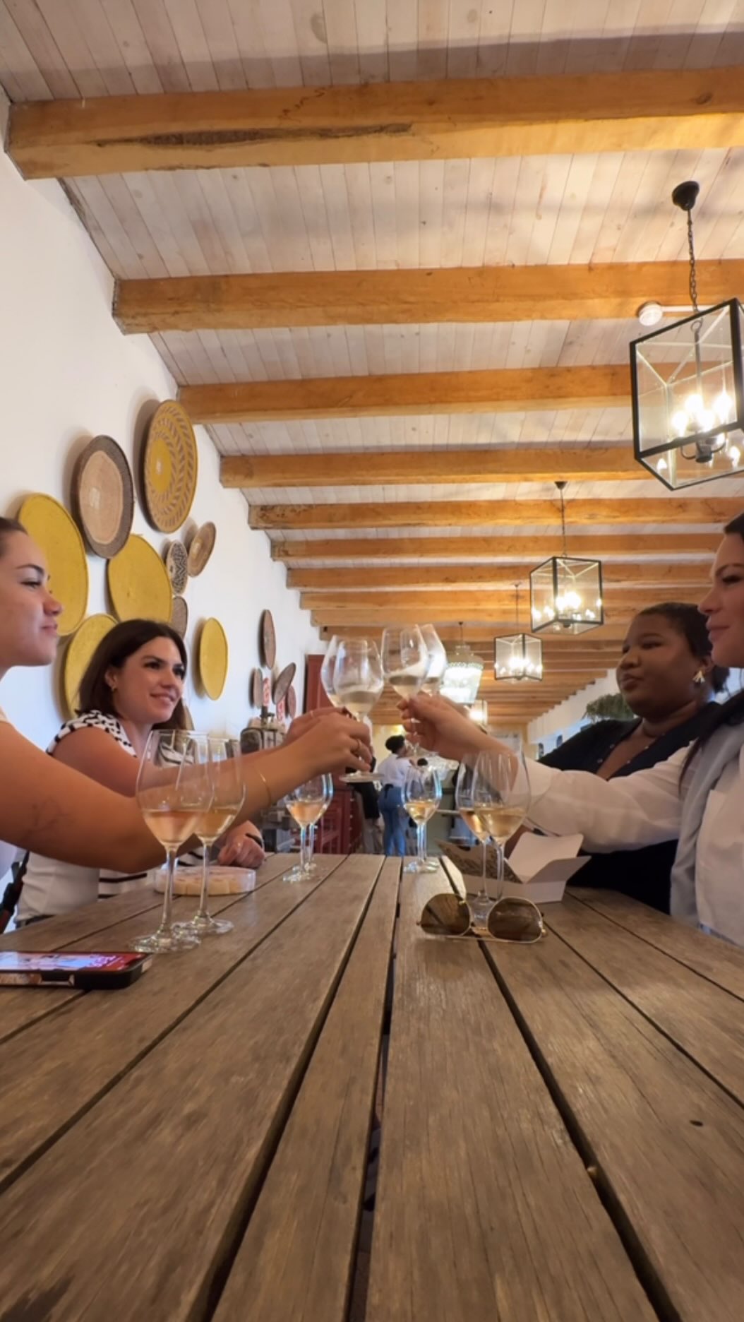 It will carry you through everything. 🍷🤍
#friendship #girlsquad #lifestyle #winetasting #importantthings