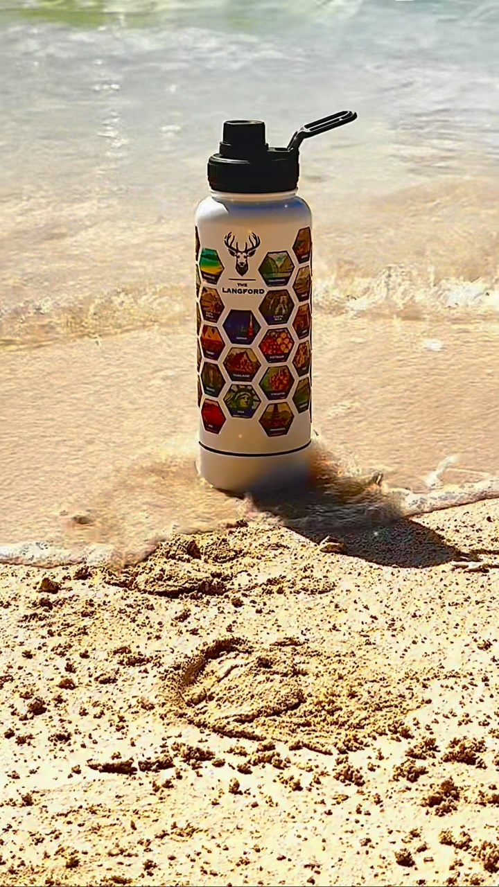 🎄 10 days till Christmas! 🎄
Still plenty of time to tick off the perfect gift 🎁
The Langford Bucket List Bottle is made for the travel buddy who’s always planning the next adventure 🌍✈️
Collect stickers from parks, trails, cities and countries across Europe and beyond every bottle tells a story.
A thoughtful, personal gift that lasts far longer than Christmas Day ❤️
Perfect for explorers, adventurers and memory-makers.
✨ Order now and make this Christmas one they’ll remember ✨
#TheLangfordBottle #BucketListBottle #TravelGiftIdeas #ChristmasGift #GiftForTravellers #TravelBuddy #AdventureAwaits #ExploreMore #Wanderlust #StockingFiller #ChristmasCountdown #TravelMemories