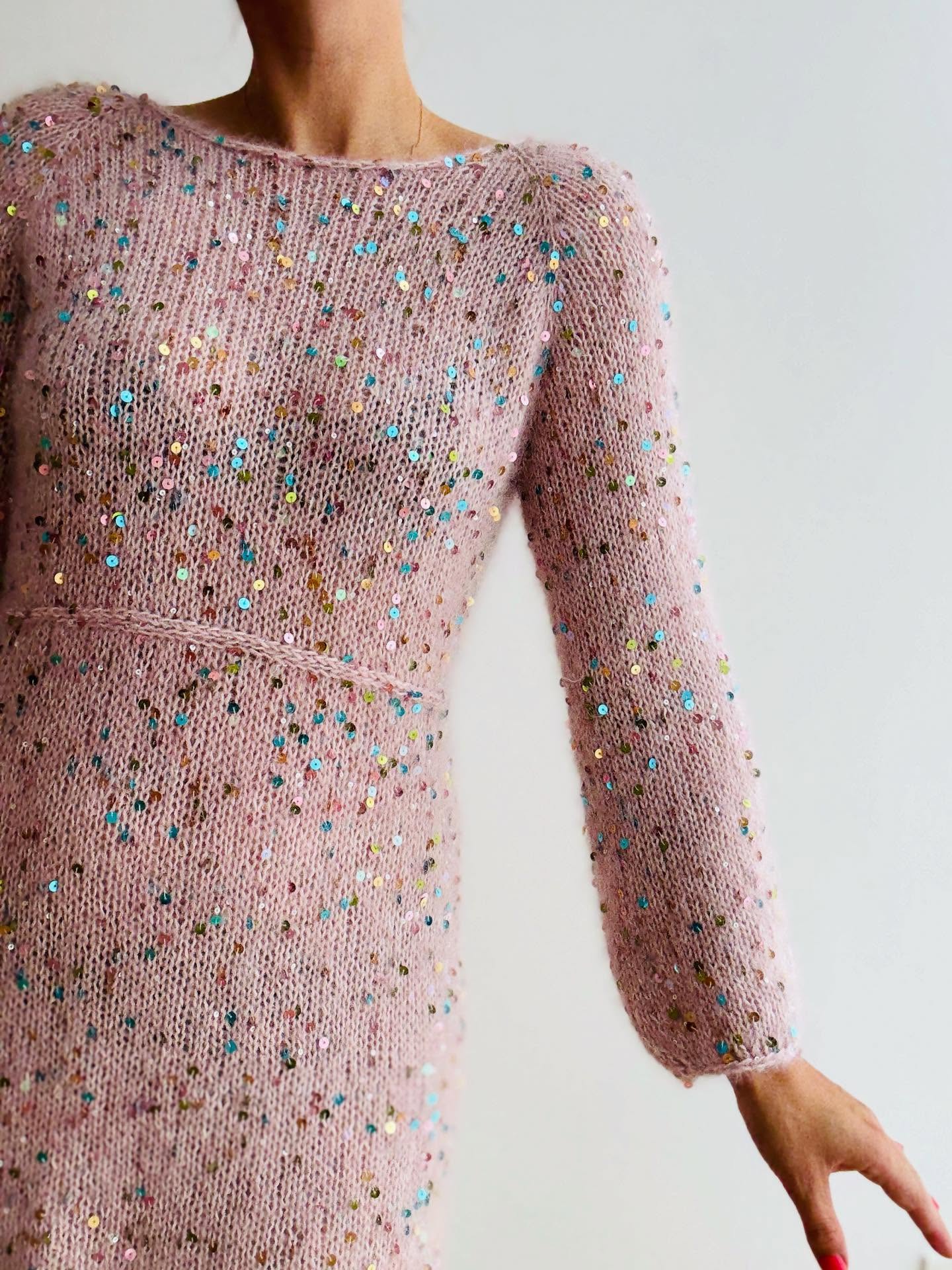 Have you already finished your #camilledress ? There are still 10 days left before Christmas Eve 😇🌲✨
.
.
.
Pattern by me - Camille Dress - and available now in German, English, French, Polish and Danish on my website and Ravelry - with 25 % off until Tuesday 🥳
.
And additionally, there is a full YouTube tutorial (in English) for all steps of the pattern available on my channel 🤗
.
Yarn: Cosmo and Silkhair by @lanagrossa
.
Advertising
.
#knitting #knittinglove #knittingaddict #knitknitknit #nevernotknitting #iloveknitting #imakemyownclothes #knittersgonnaknit #knitter #knittersofinstagram #knit #knitspiration #knitstagram #knittinginspiration #knittinginstagram #strickliebe #stricken #strickenistmeinyoga #tricoter #tejer #tejido #breien #strikk #strikke #strikking #strikkedilla #diy #slowfashion