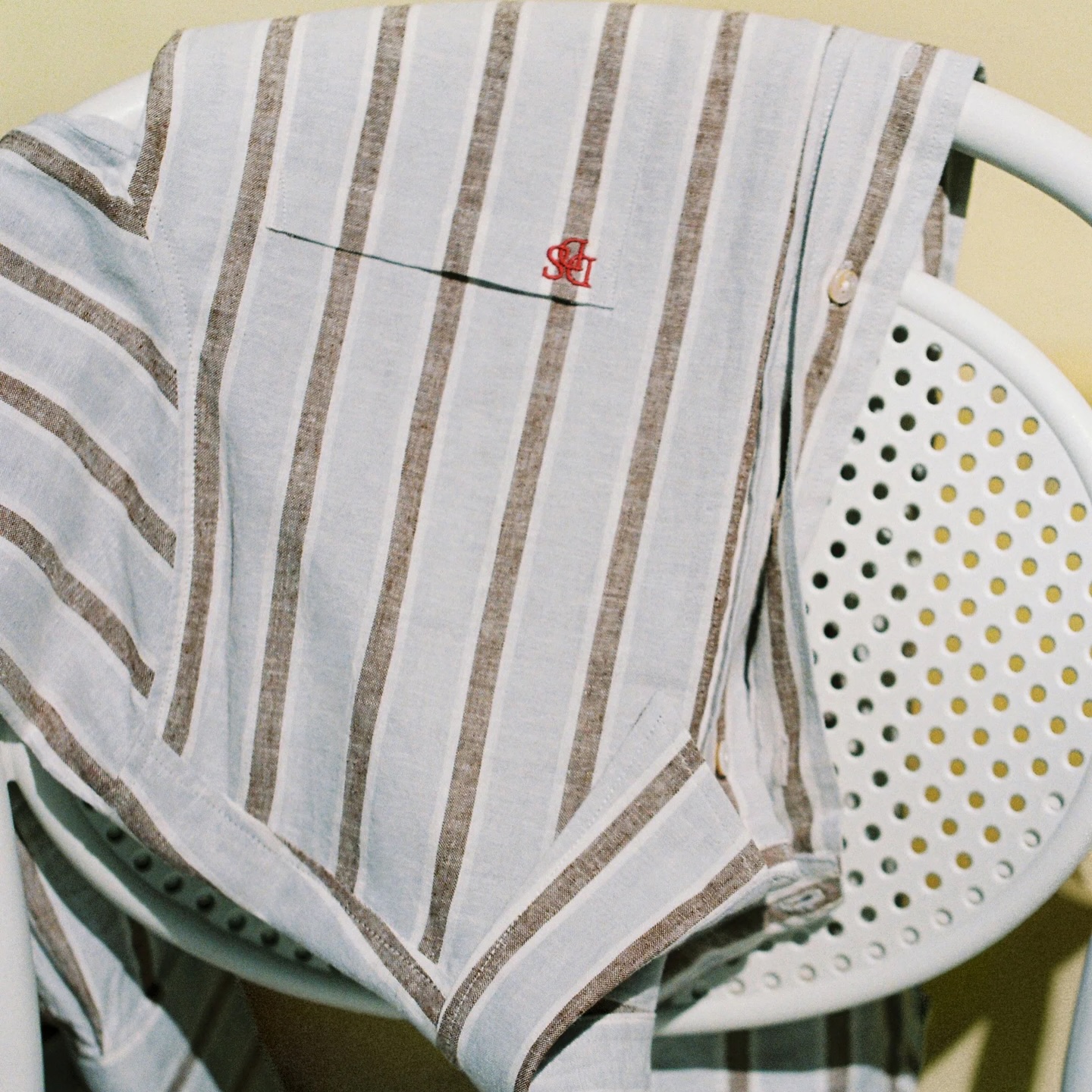 Naturally better, consciously made 🌱
A classic striped shirt blends hemp and organic cotton for long-lasting comfort and style 💫
@diadesol_thebrand