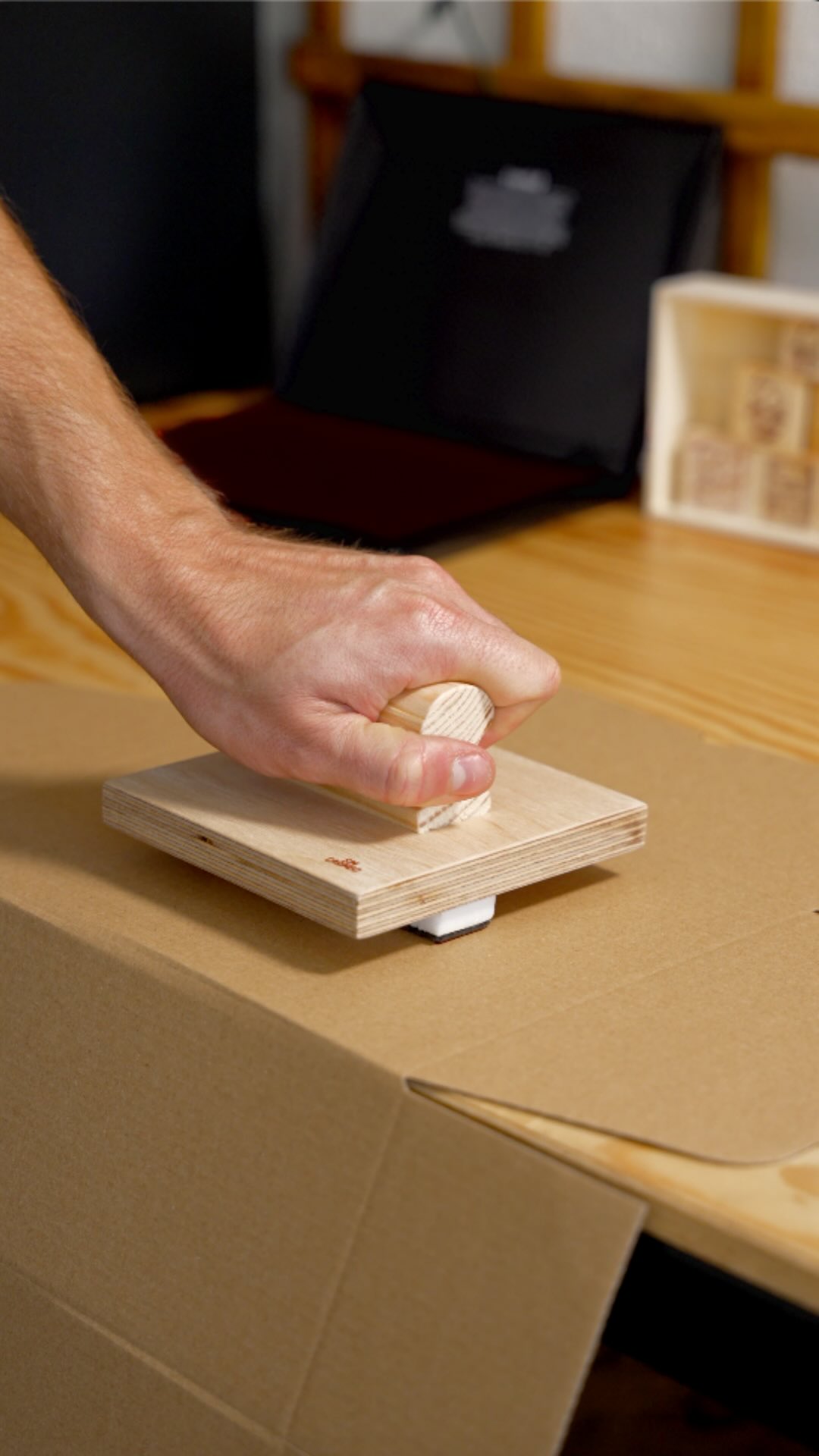 Sim, dava para ser só uma caixa. Mas ninguém se lembrava dela amanhã 🤷🏼♀️