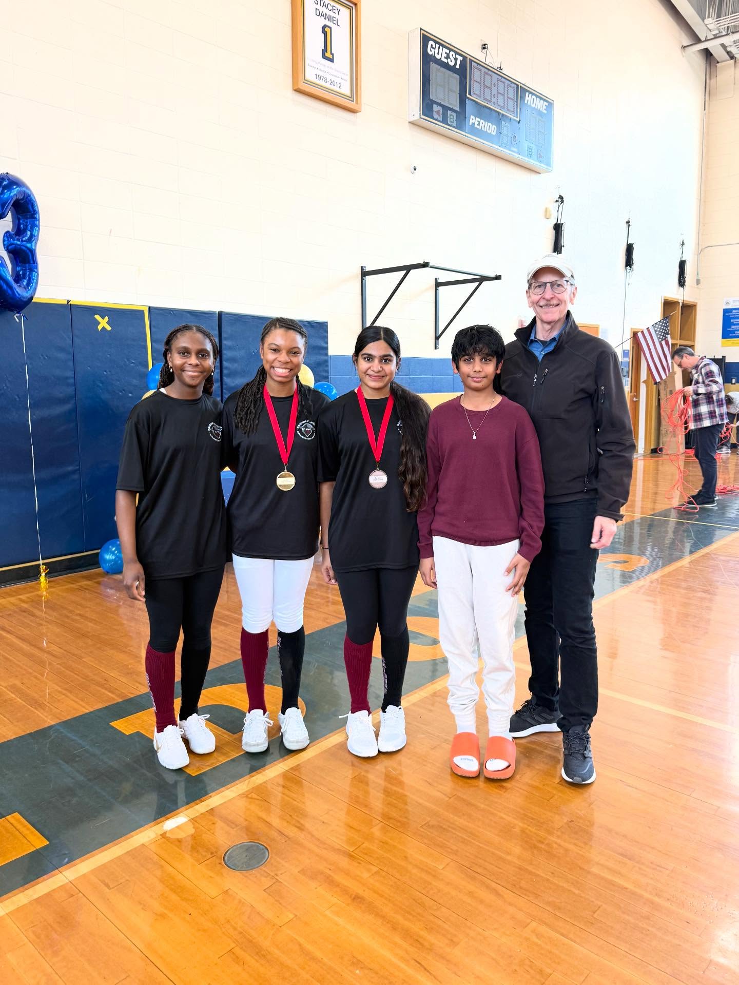 At last weekend’s Georgia High School League Round 5, a total of 30 Olympic Fencers Club athletes advanced to the top 16 and earned points, including 9 medal finishes. With this, the final high school competition of 2025 has been successfully wrapped up.
Congratulations to everyone! ❤️
G O L D🥇Daksh Reddy
G O L D🥇Laila Dandridge
S I L V E R🥈Elinda Liu
S I L V E R🥈Alex Zhou
B R O N Z E🥉Joelle Peters
B R O N Z E🥉Alex Cozmuta
B R O N Z E🥉Neha Annambhotla
B R O N Z E🥉Edwin Dieker
B R O N Z E🥉Luke Loudon
5th - Emma Housmans
5th - Sarah Kim
5th - Blake Reynolds
6th - Lauren Kim
6th - Teddy Poyotte
7th - Milly Koh
7th - Ashwika Patnaik
7th - Thomas Tran
8th - Hubert Nguyen
9th - Emily Cheng
9th - Mallika Desai
9th - Jonathan Nagano
10th - Arianna Huff
10th - Rahul Menon
11th - Nile Solomon
12th - Jensen Ray
13th - Maya Hamelberg
13th - Ian Kim
14th - Arnav Taneja
14th - Eugene Jeong
16th - Faizal Khan
“OFC WRAPPED”